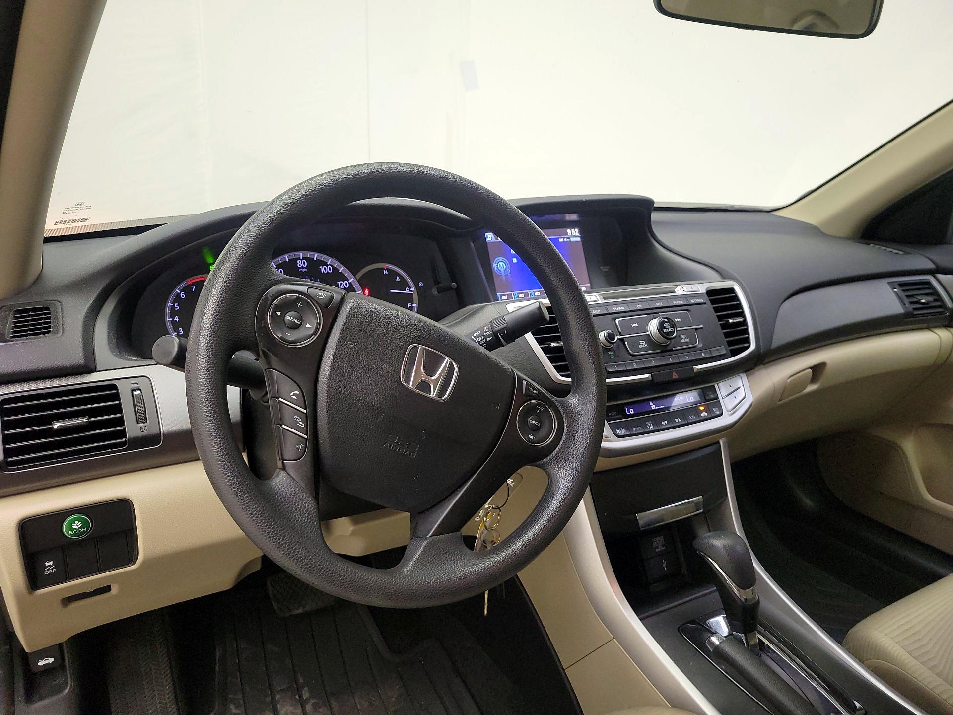 Thumbnail: 2015 Honda Accord - 9