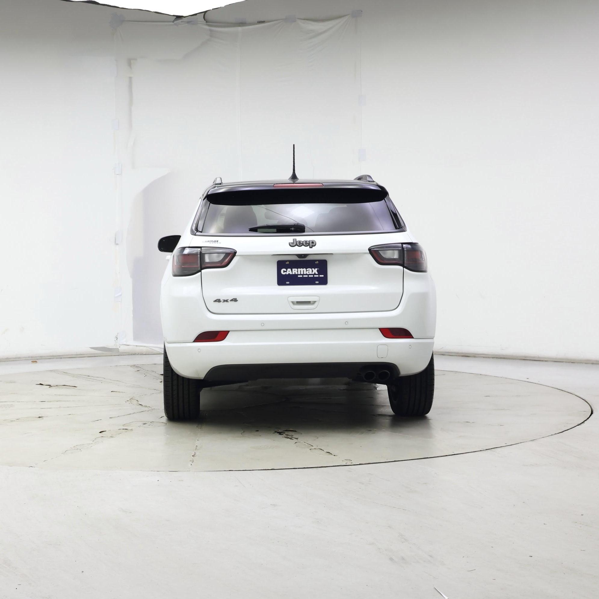 Thumbnail: 2022 Jeep Compass - 6