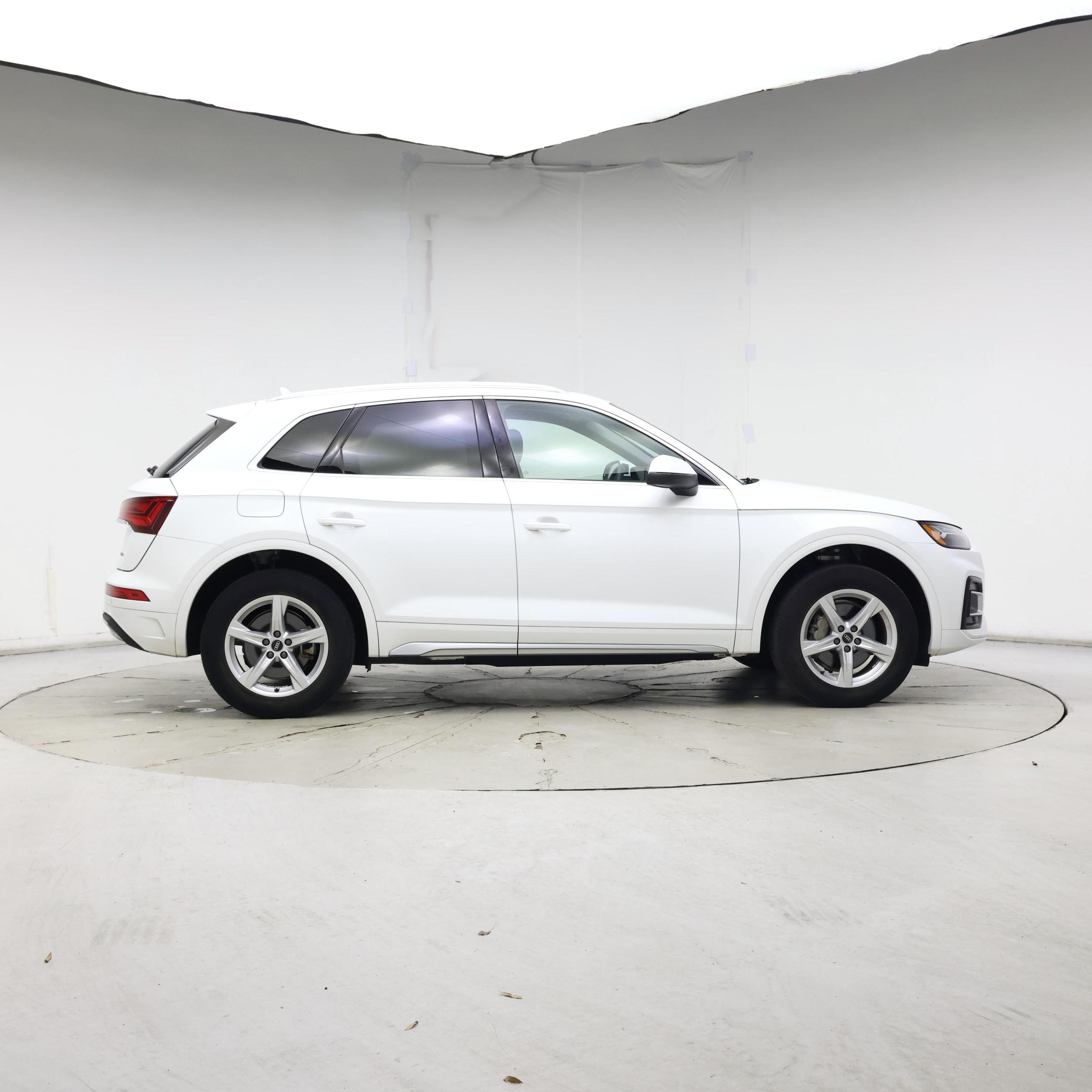 Thumbnail: 2021 Audi Q5 - 7