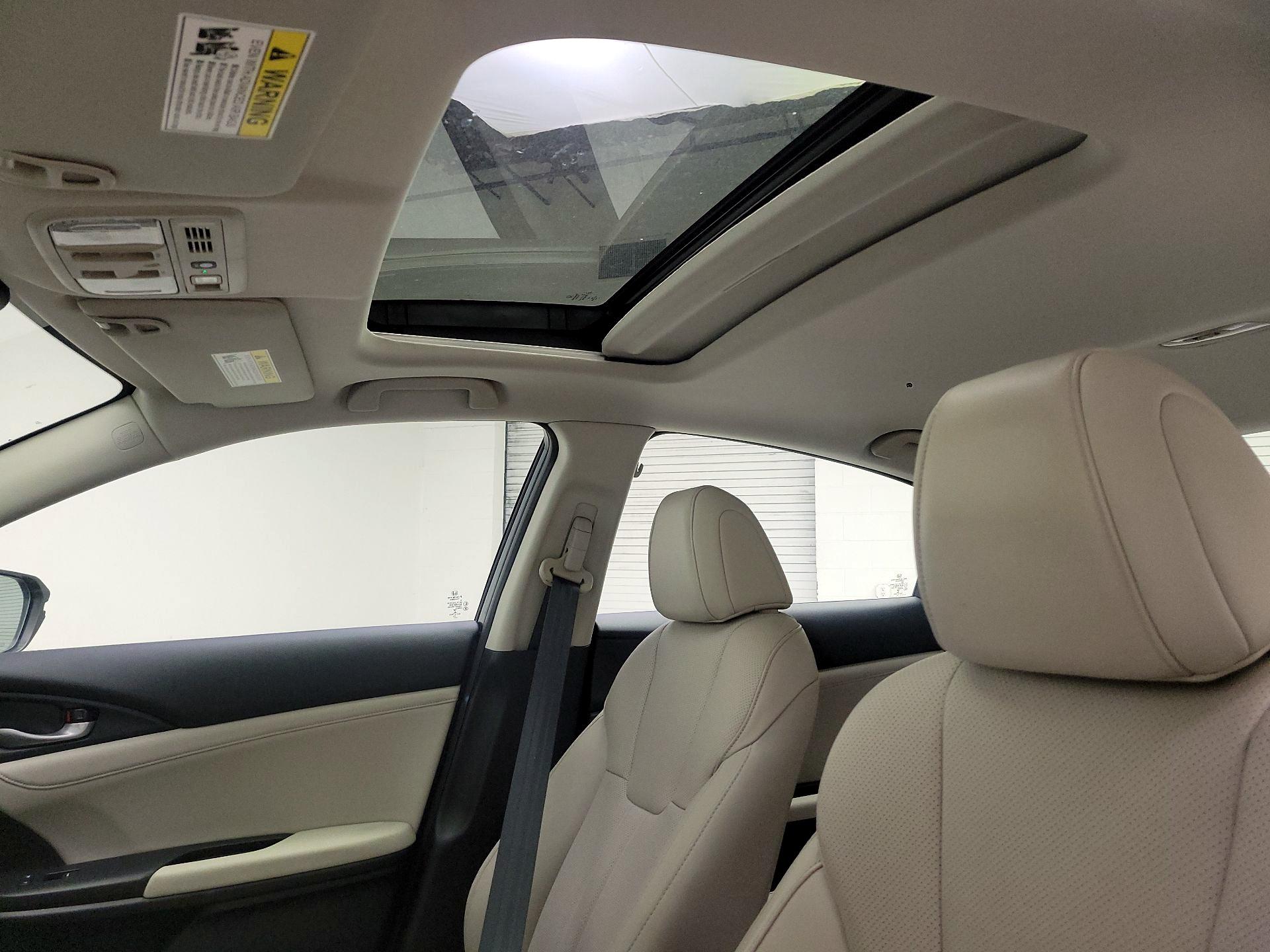 Thumbnail: 2020 Honda Insight - 19
