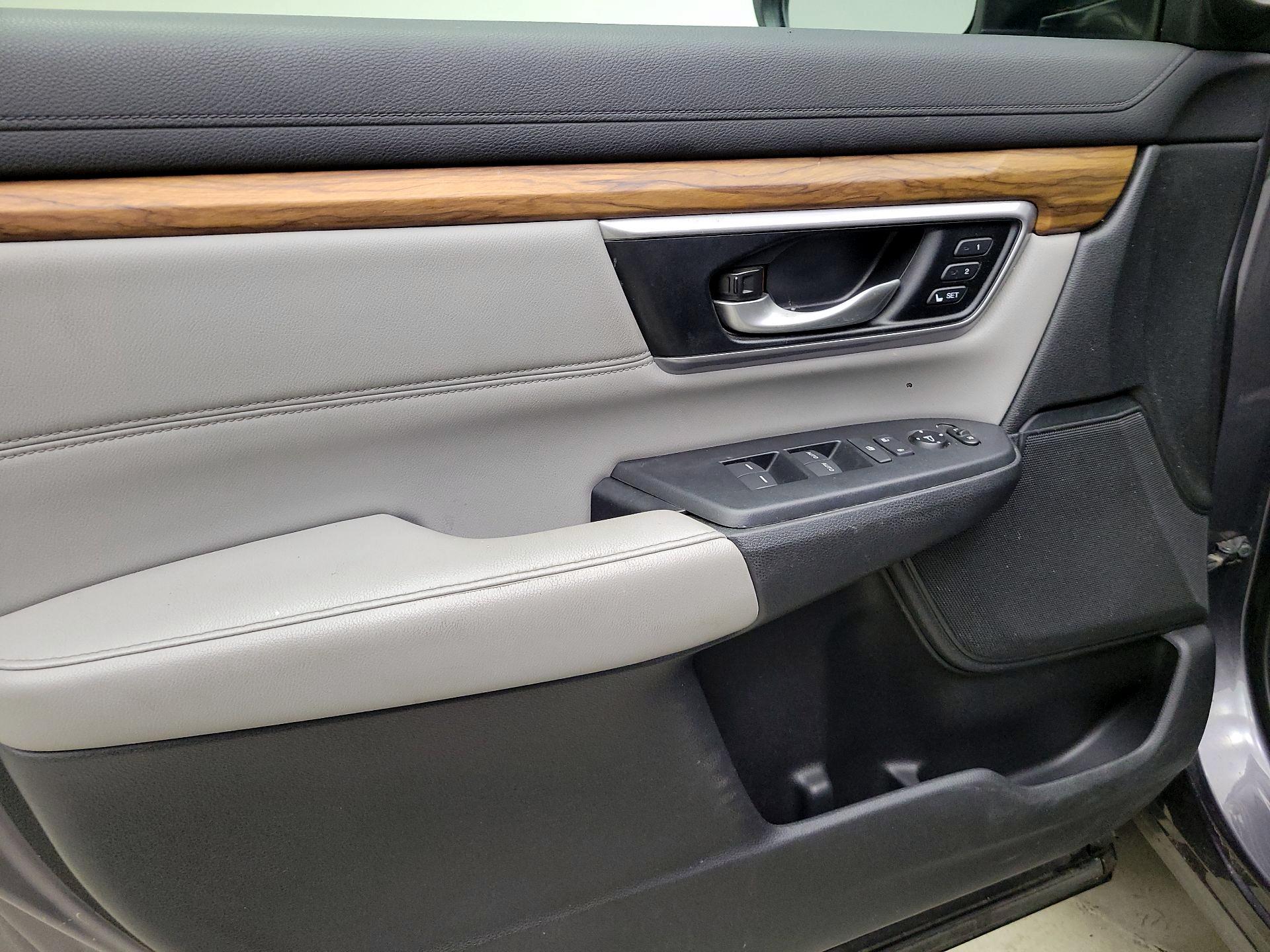 Thumbnail: 2017 Honda CR-V - 12