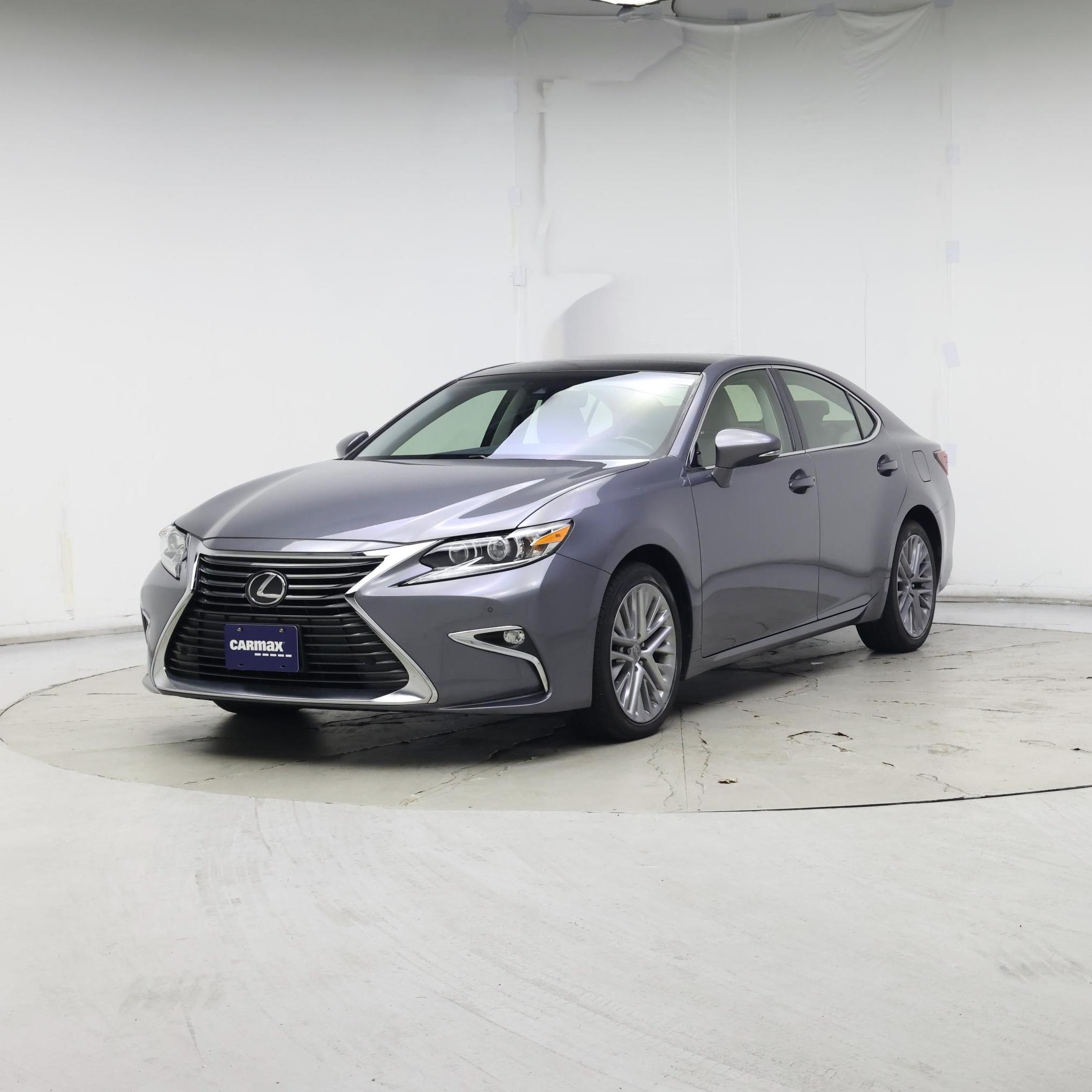 Thumbnail: 2016 Lexus ES - 4