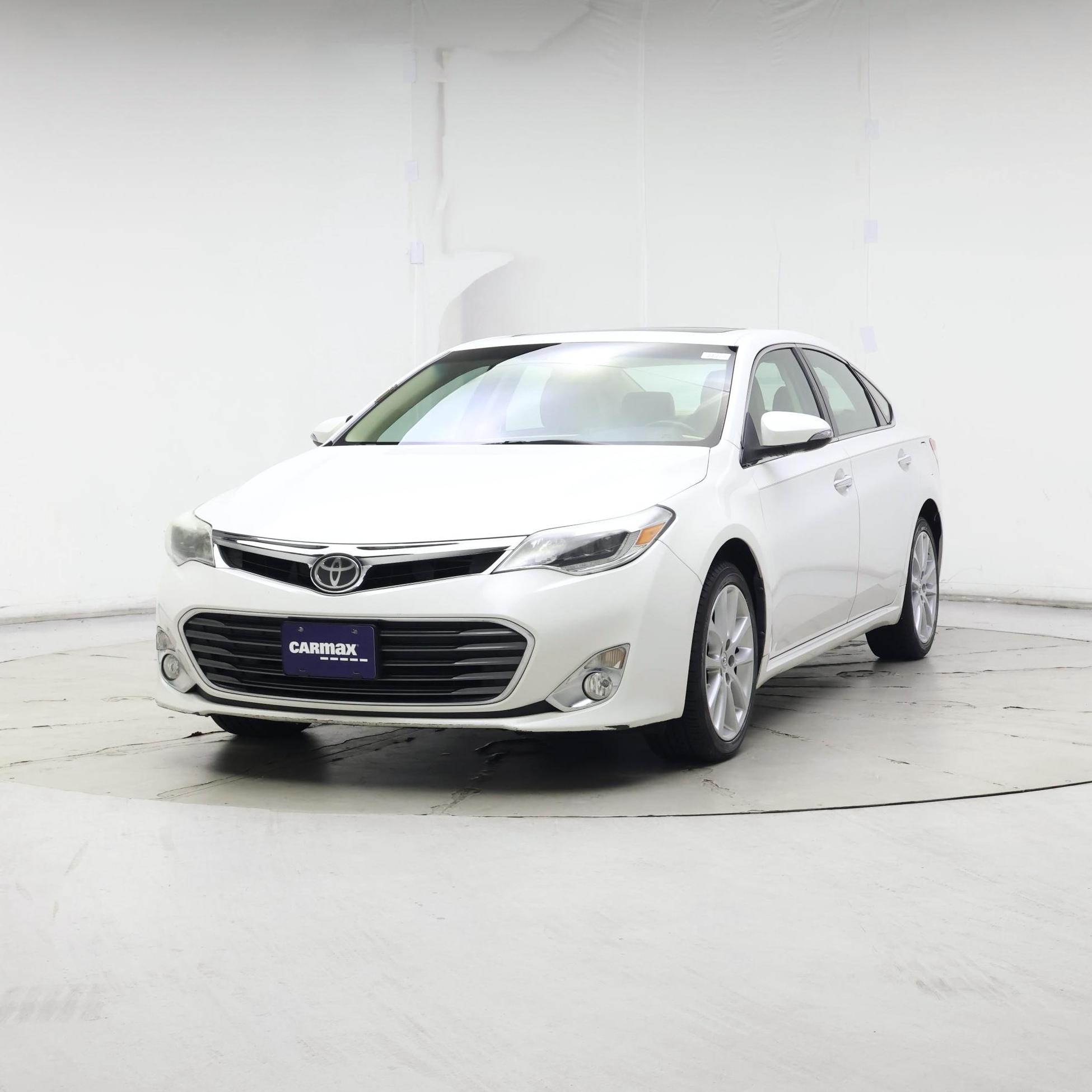 Thumbnail: 2015 Toyota Avalon - 4