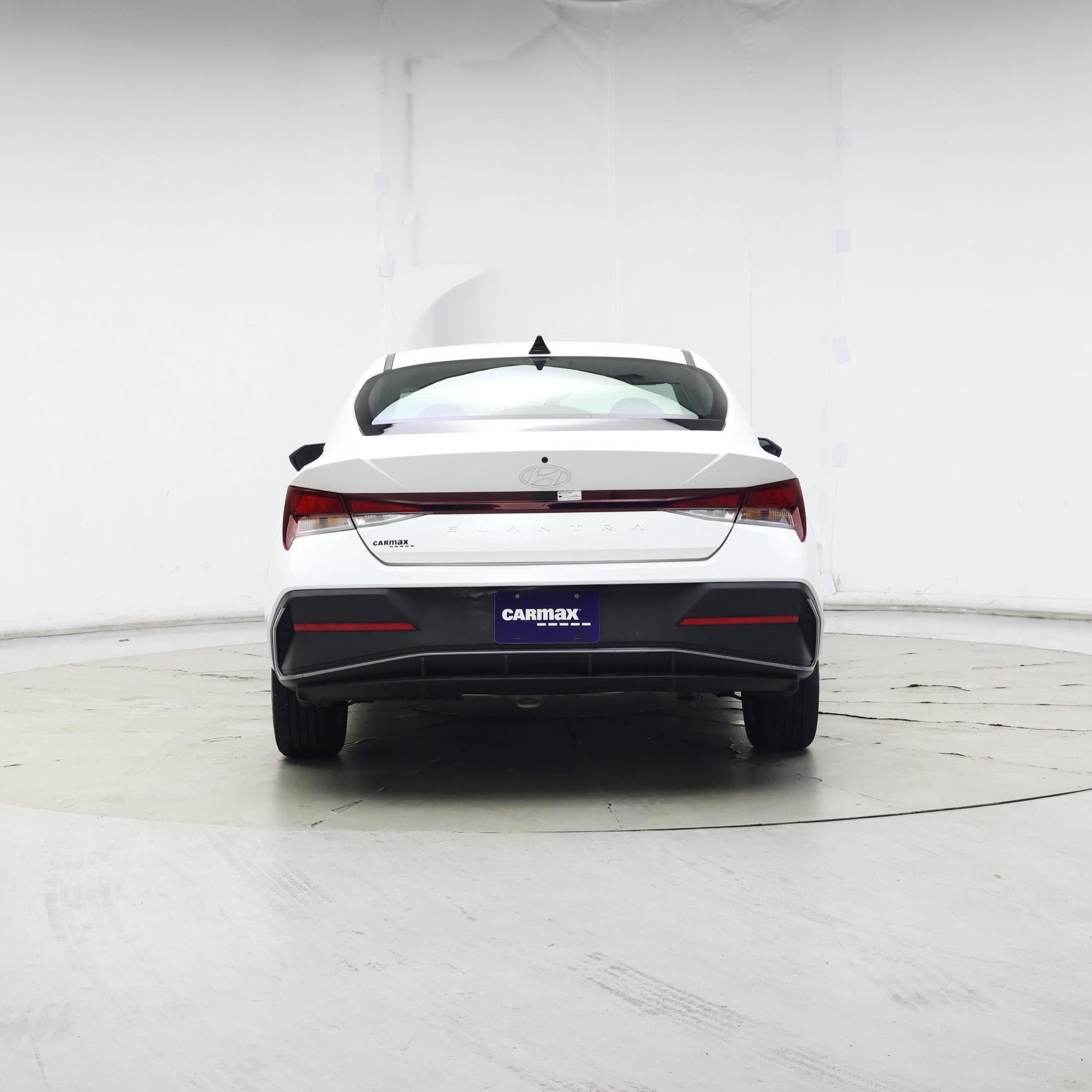 Thumbnail: 2024 Hyundai Elantra - 6
