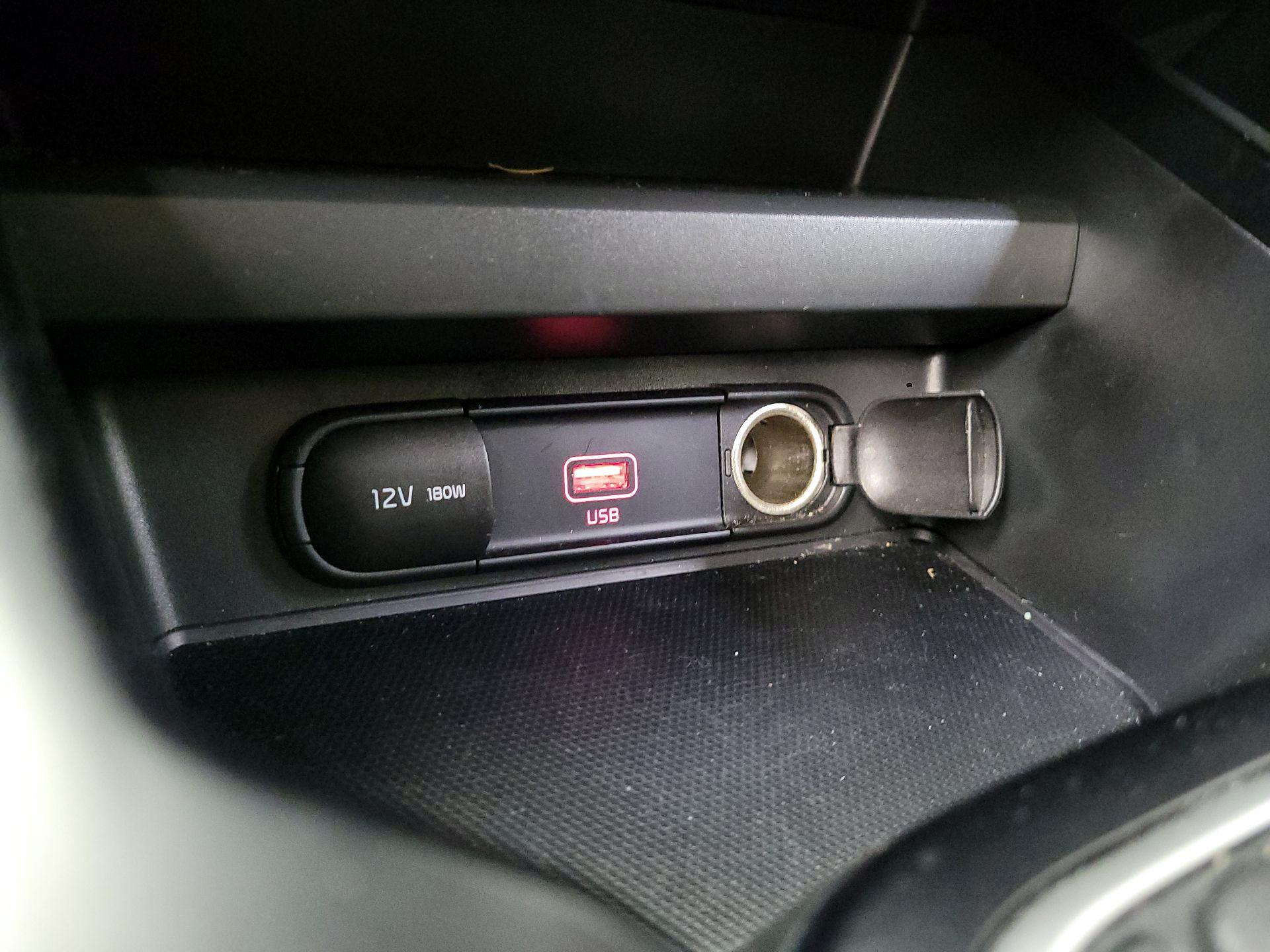 Thumbnail: 2021 Kia Soul - 18