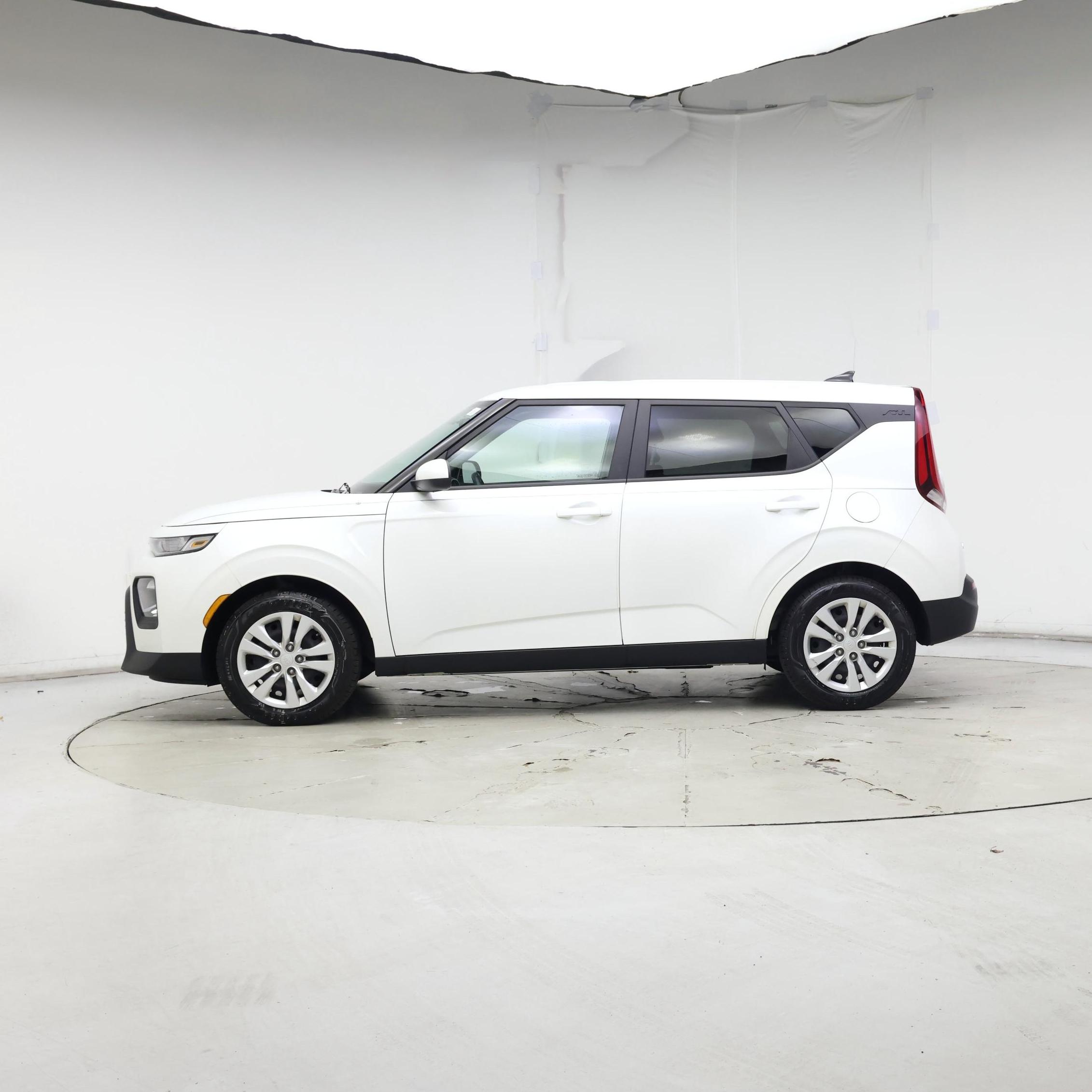 Thumbnail: 2021 Kia Soul - 3