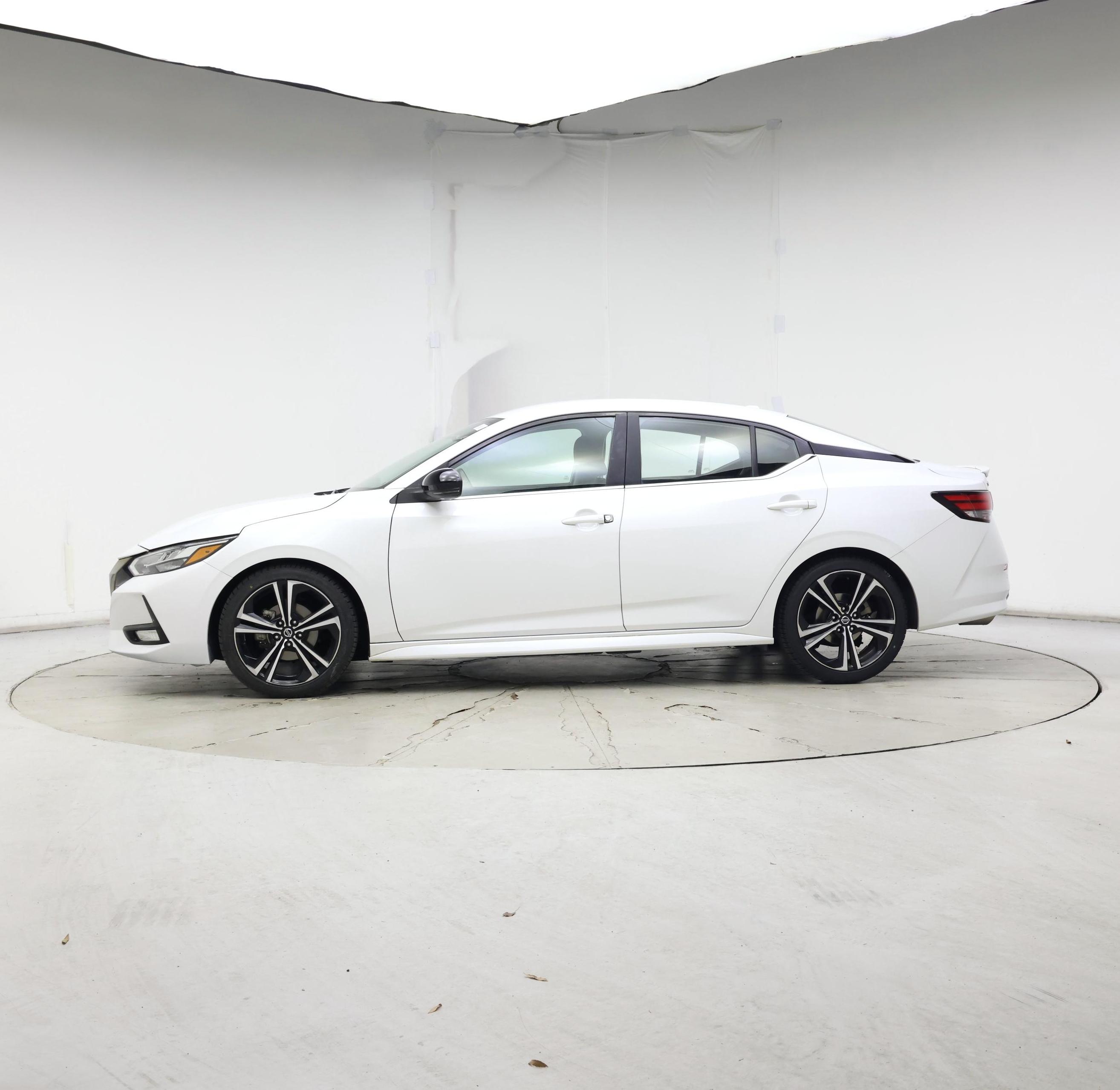 Thumbnail: 2021 Nissan Sentra - 3