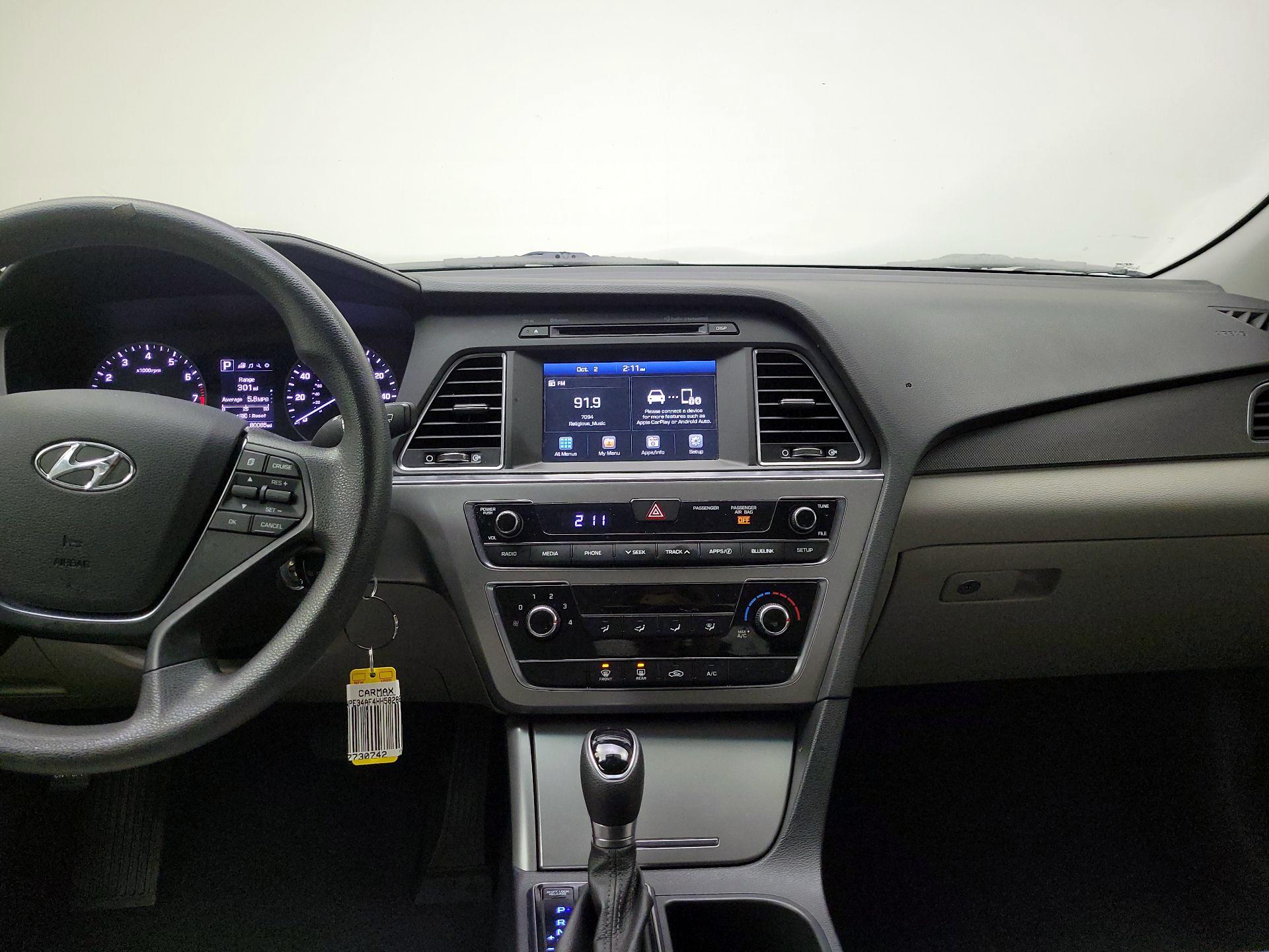 Thumbnail: 2017 Hyundai Sonata - 9