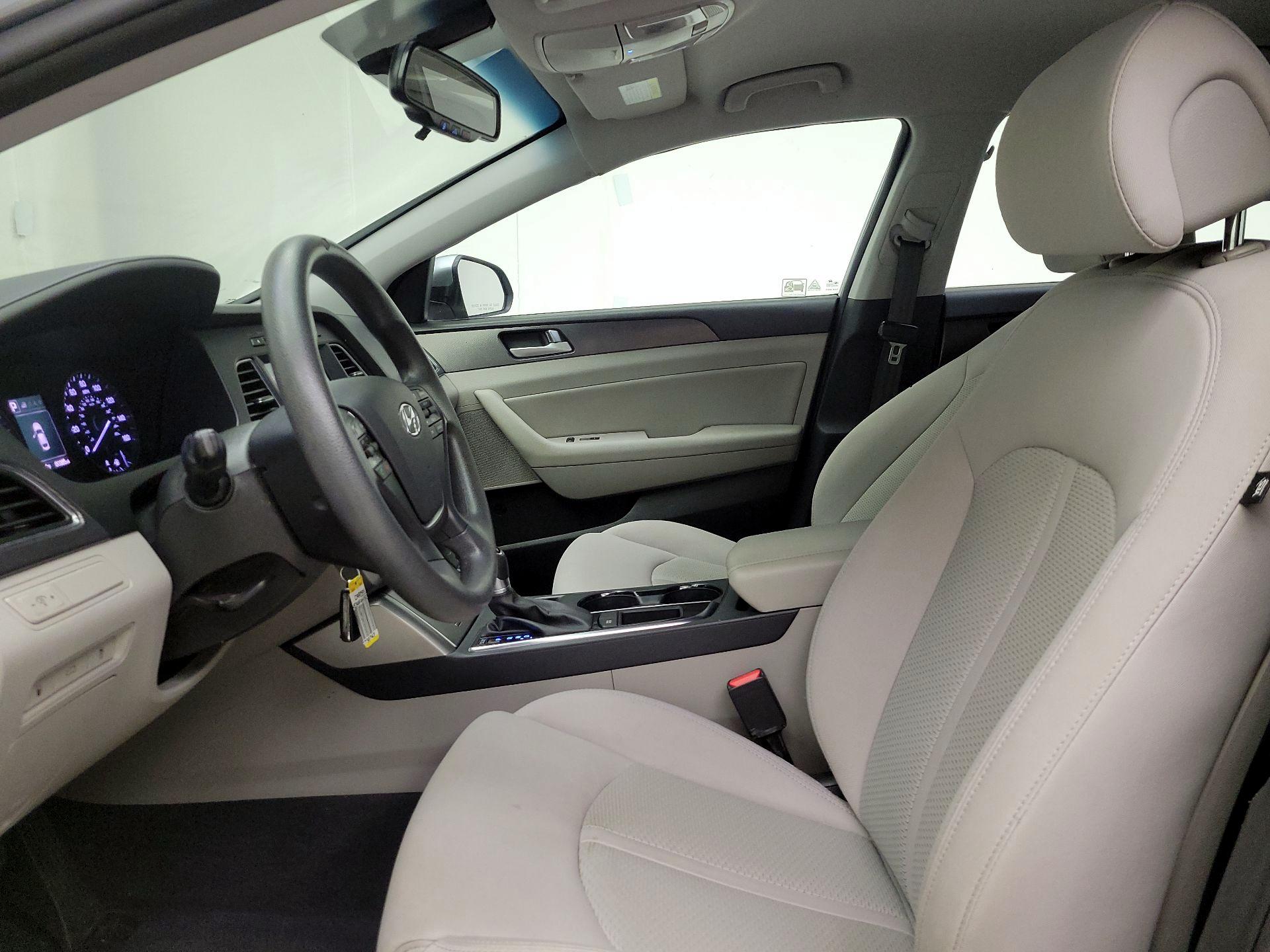 Thumbnail: 2017 Hyundai Sonata - 11