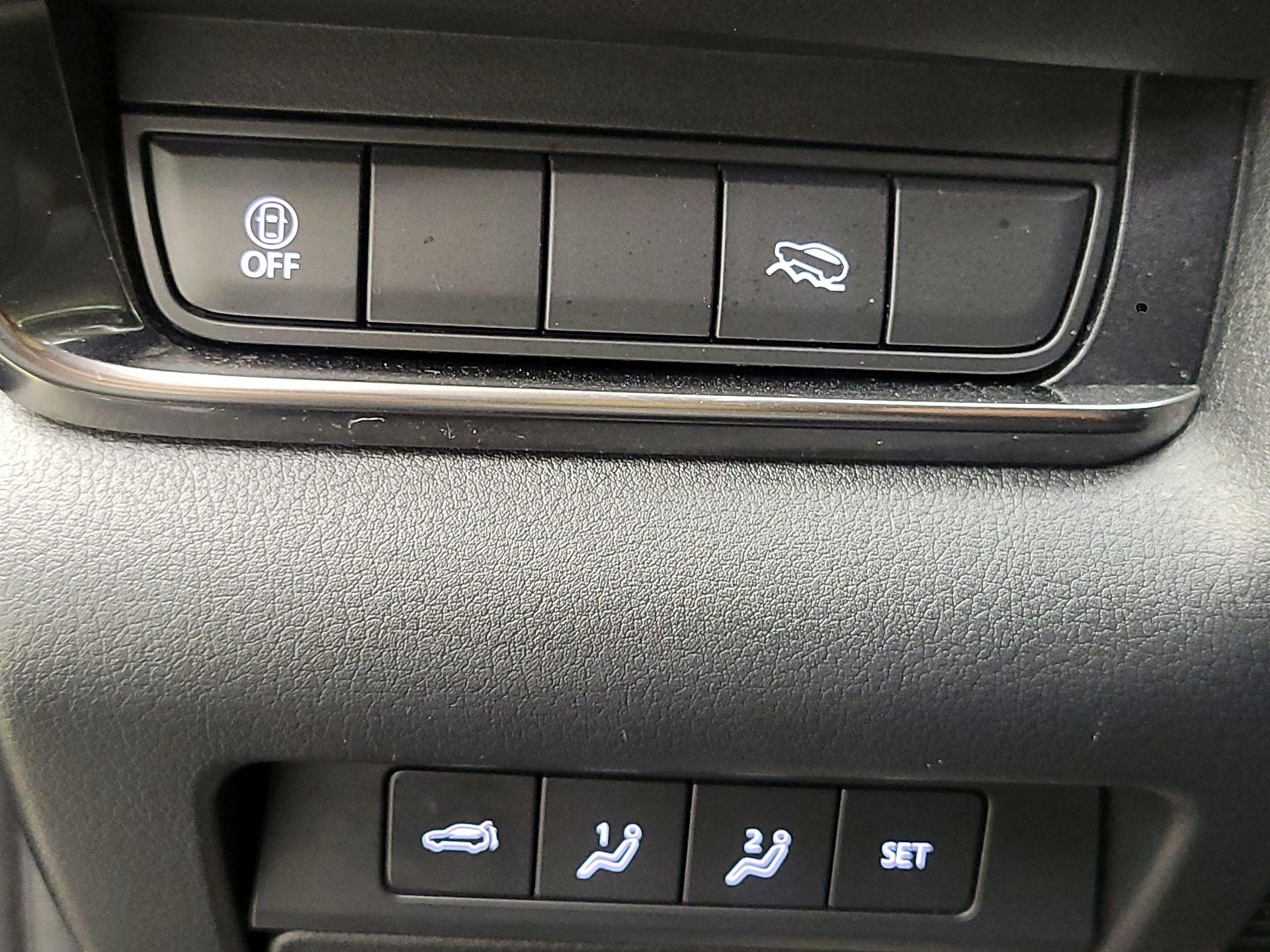 Thumbnail: 2023 Mazda CX-30 - 13