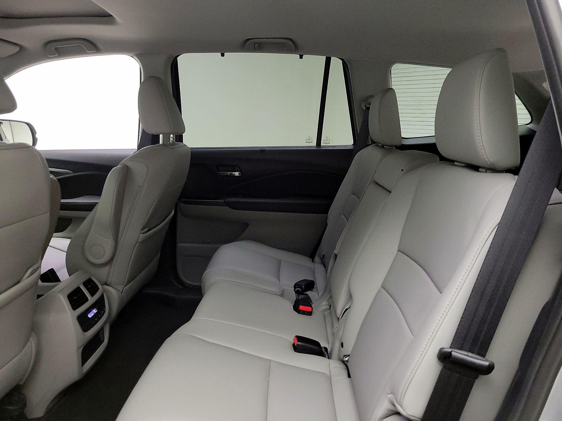 Thumbnail: 2021 Honda Pilot - 20