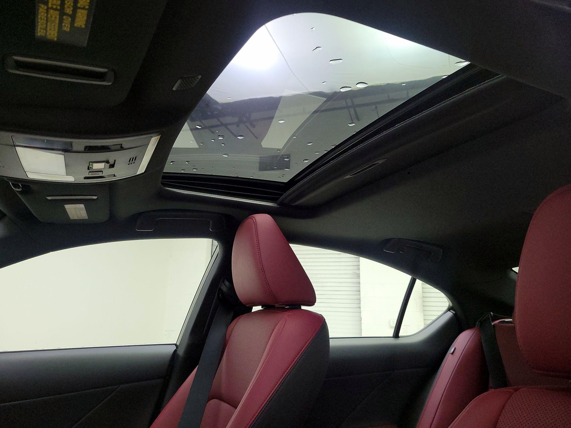 Thumbnail: 2021 Lexus IS - 19