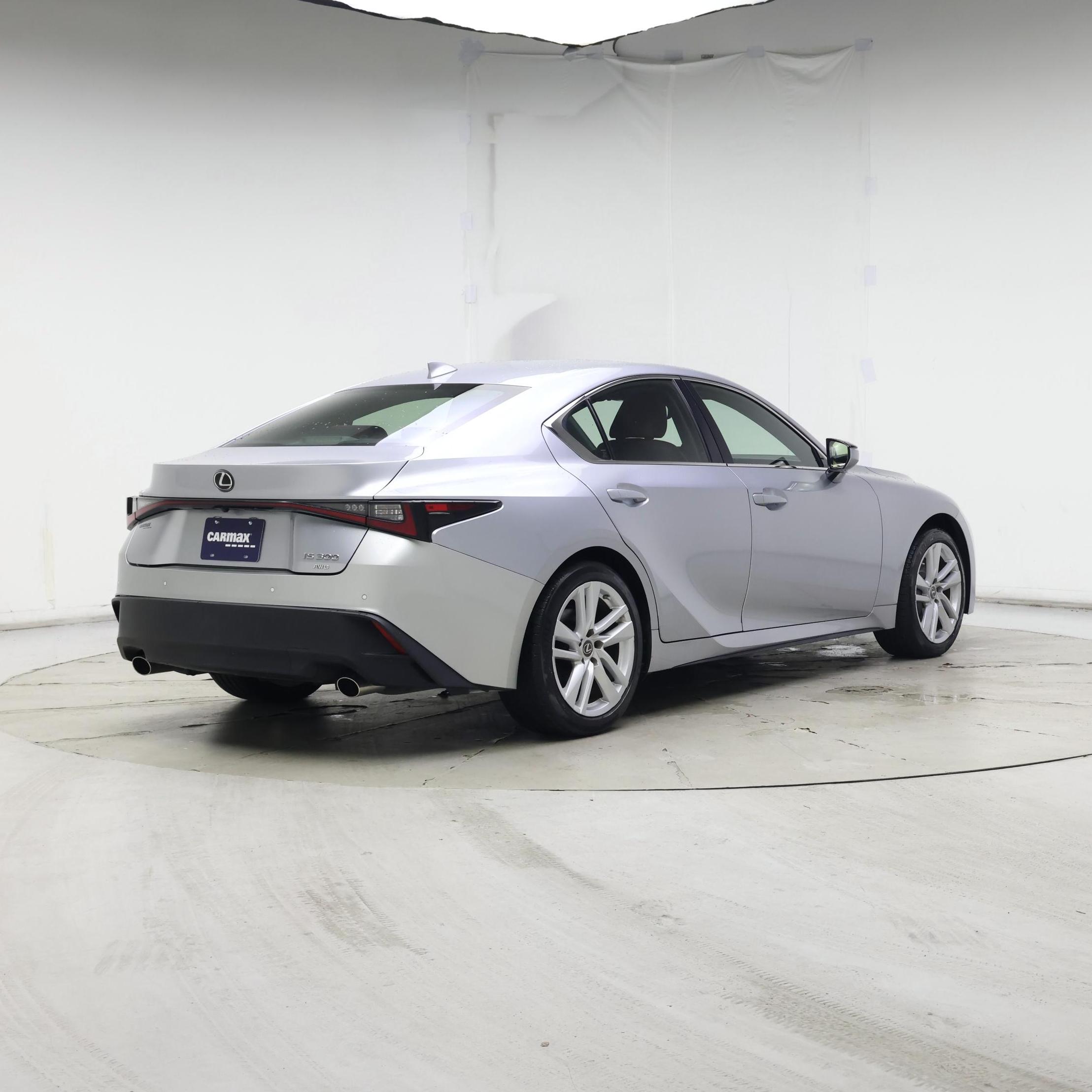 Thumbnail: 2021 Lexus IS - 8