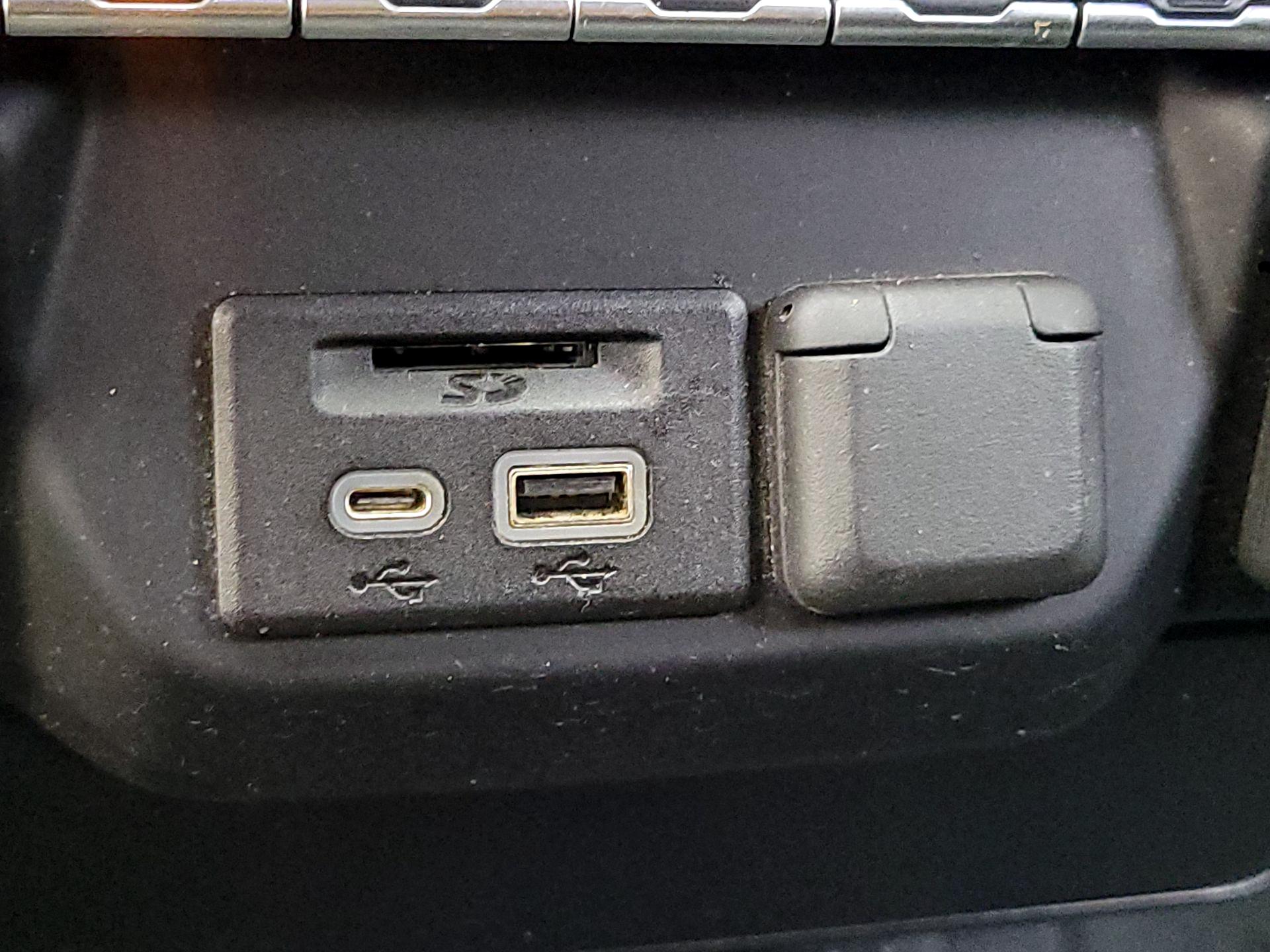 Thumbnail: 2019 Chevrolet Silverado 1500 - 18