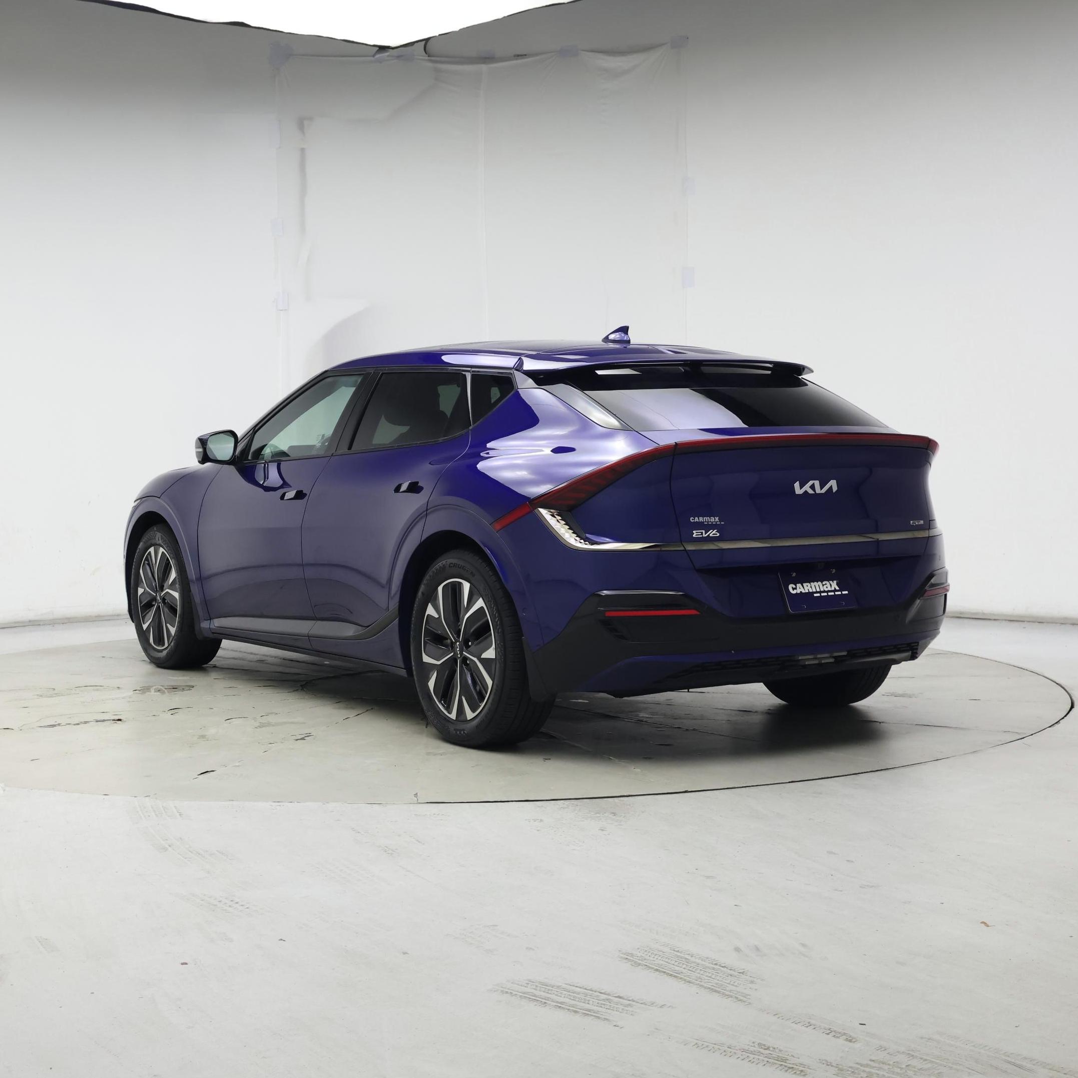 Thumbnail: 2022 Kia EV6 - 2