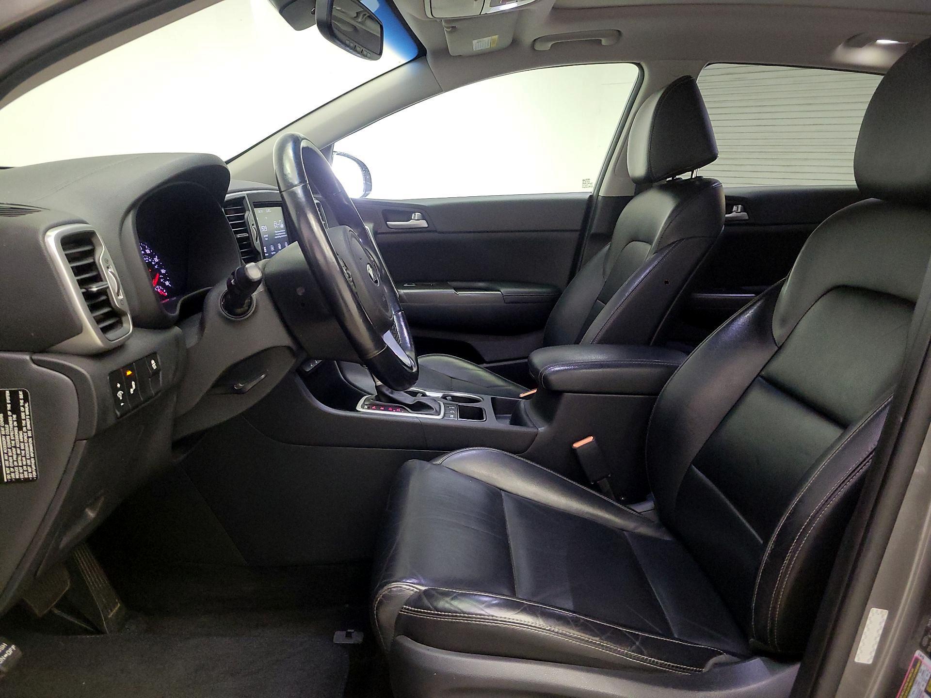 Thumbnail: 2017 Kia Sportage - 11