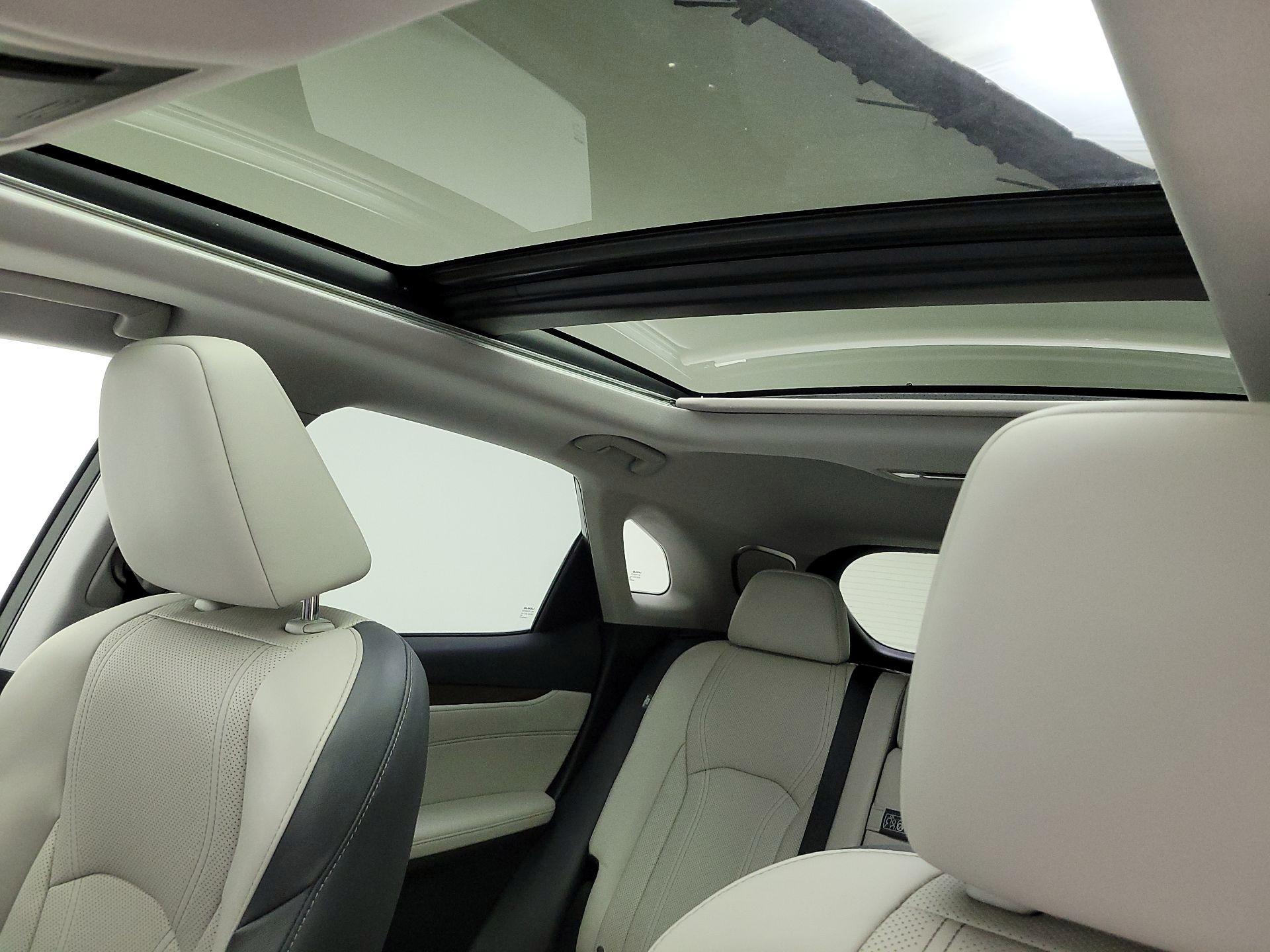 Thumbnail: 2017 Lexus RX - 20