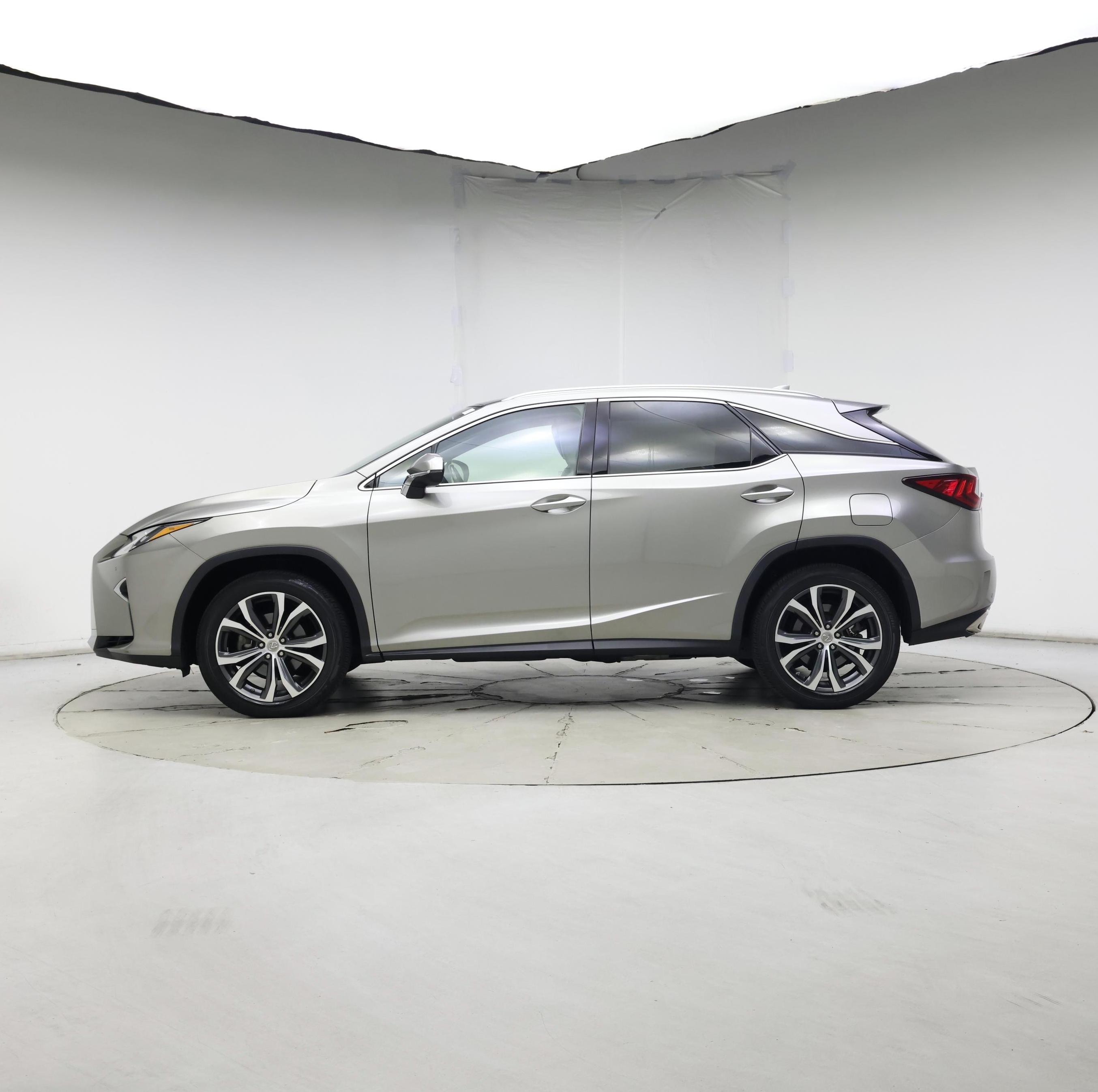 Thumbnail: 2017 Lexus RX - 3