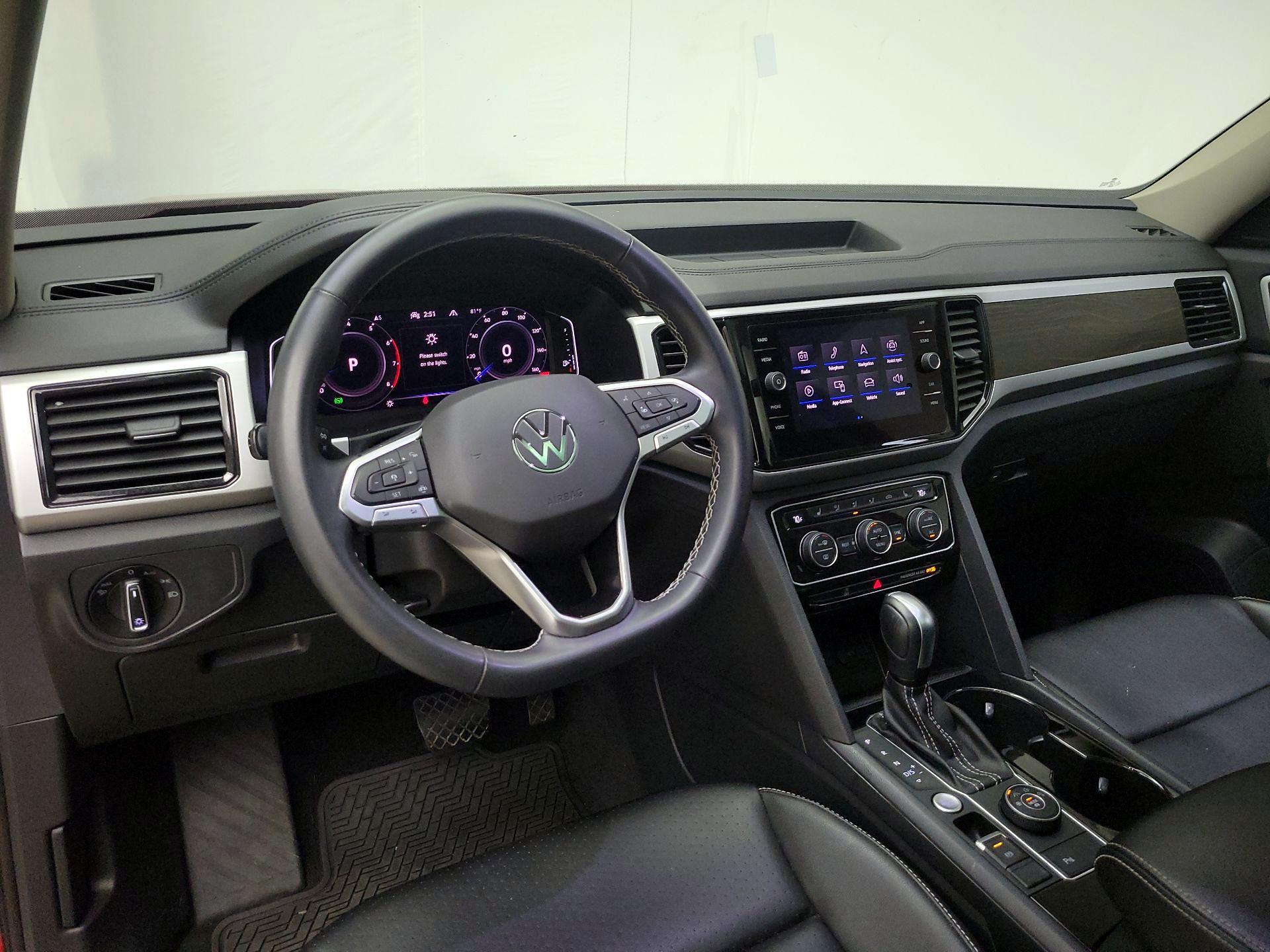 Thumbnail: 2022 Volkswagen Atlas - 9