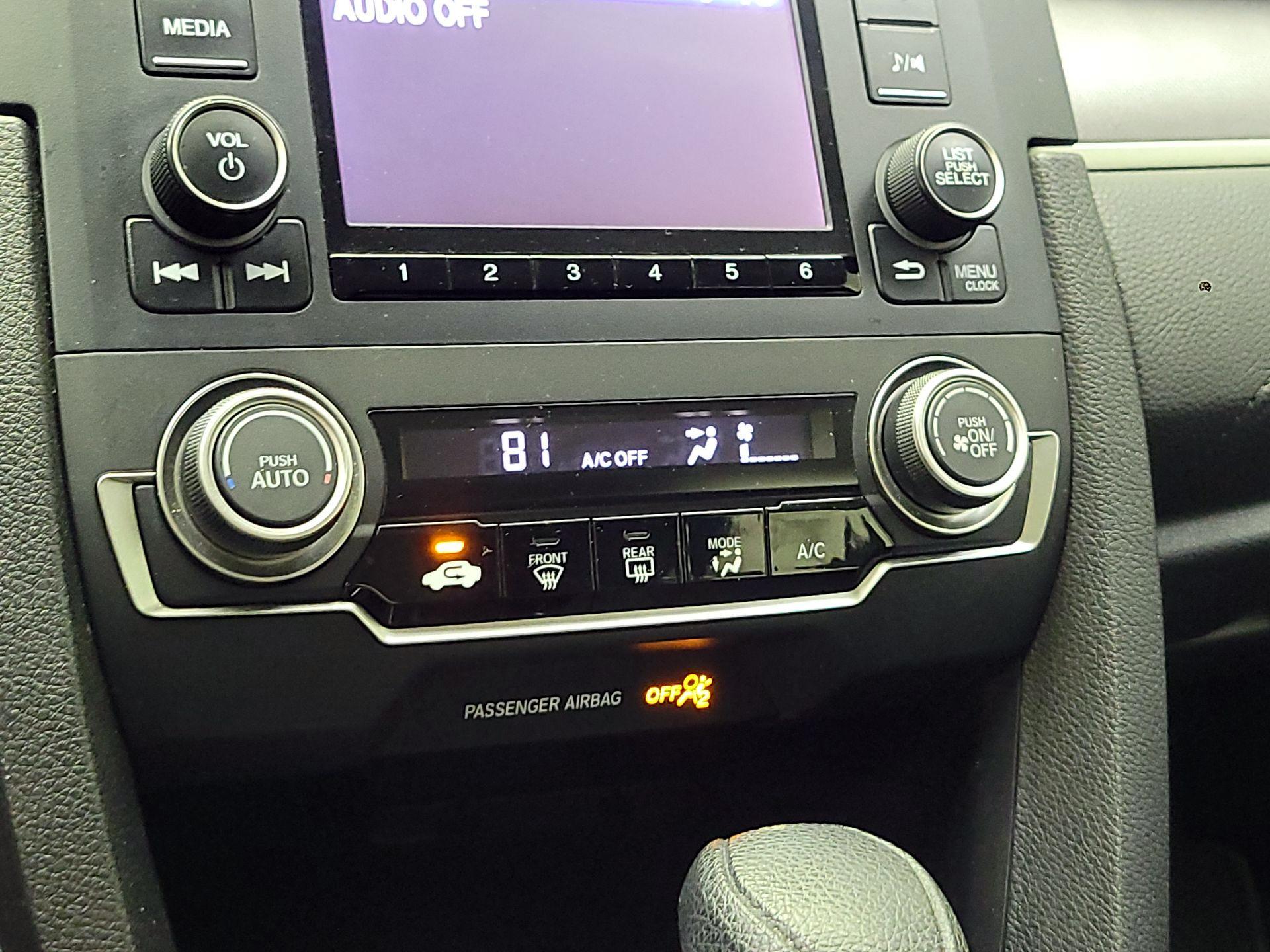 Thumbnail: 2016 Honda Civic - 16