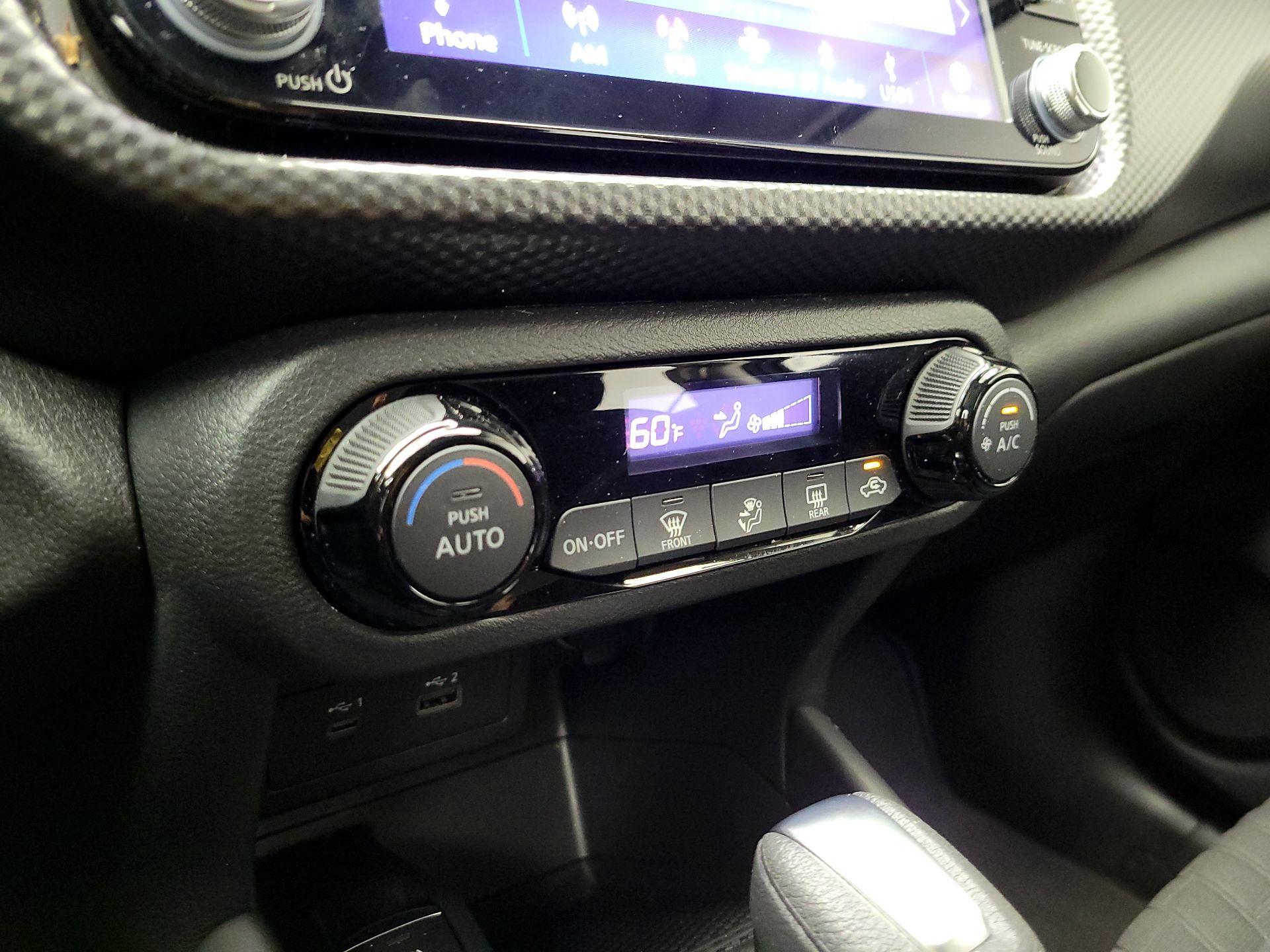 Thumbnail: 2021 Nissan Kicks - 15