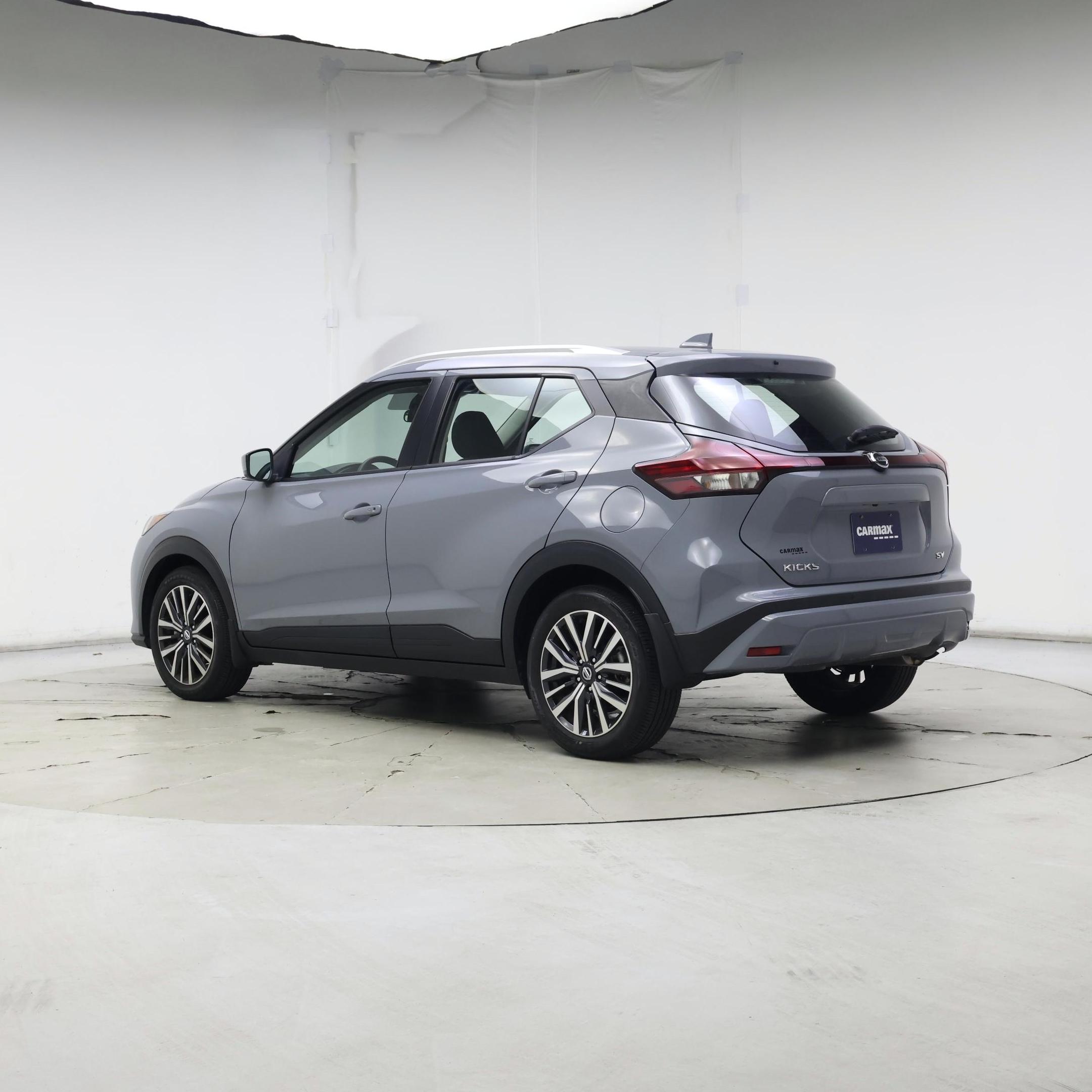 Thumbnail: 2021 Nissan Kicks - 2
