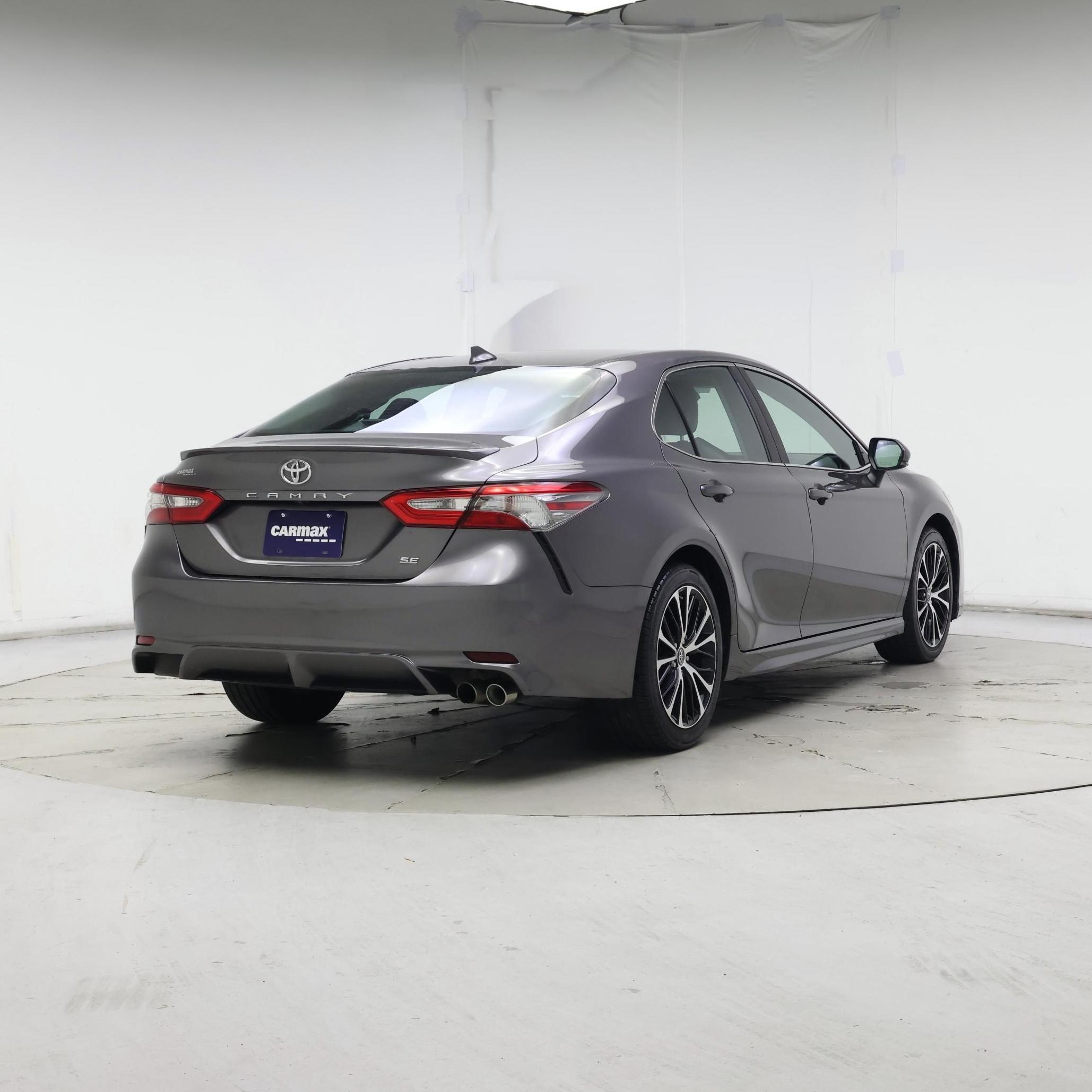 Thumbnail: 2018 Toyota Camry - 8