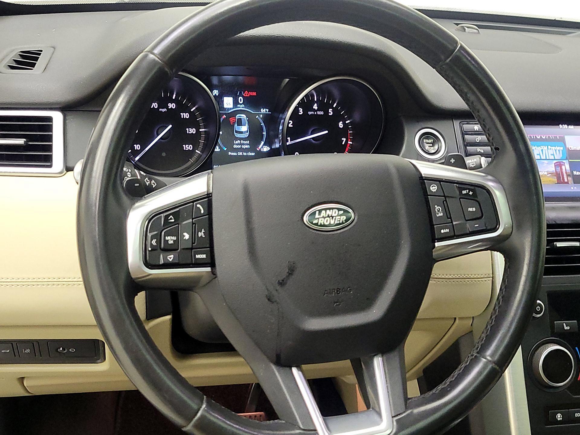 Thumbnail: 2019 Land Rover Discovery Sport - 10
