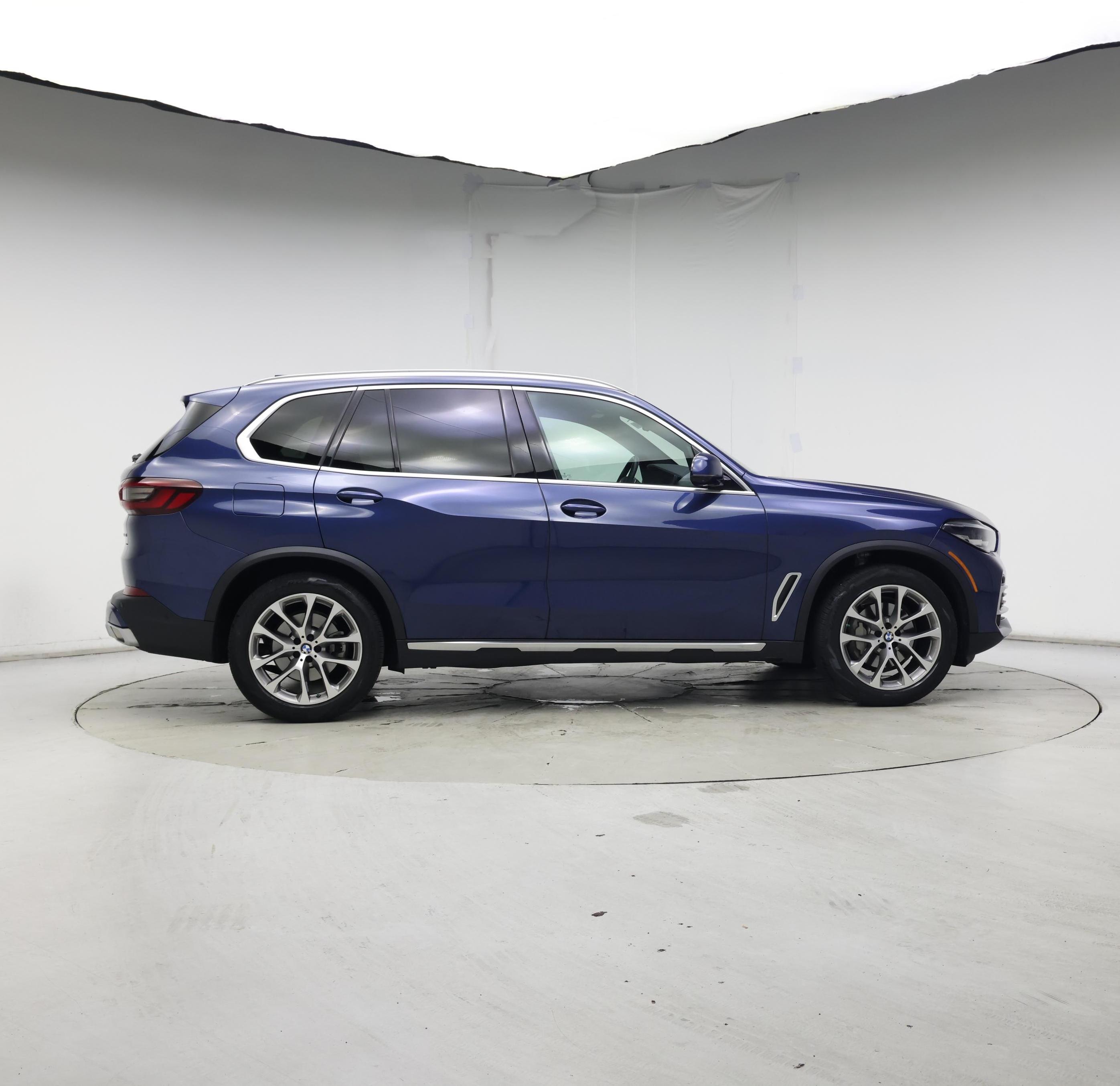 Thumbnail: 2023 BMW X5 - 7