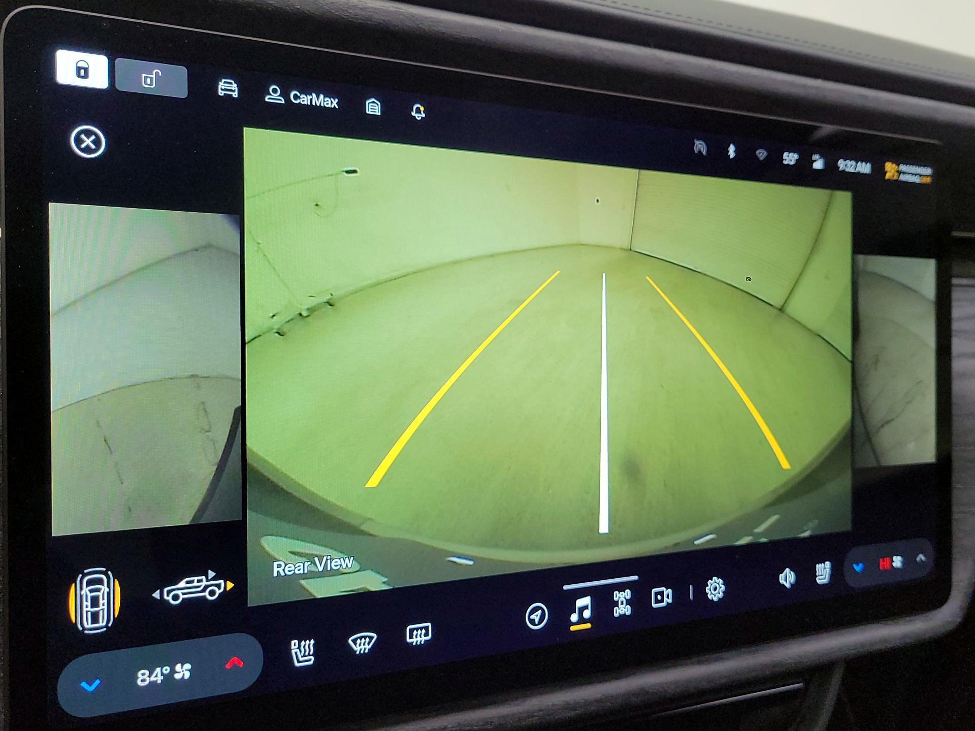 Thumbnail: 2022 Rivian R1T - 14