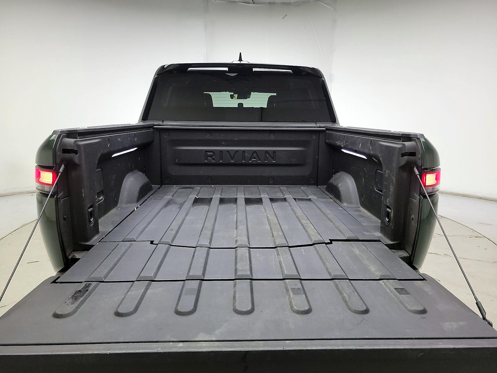 Thumbnail: 2022 Rivian R1T - 20