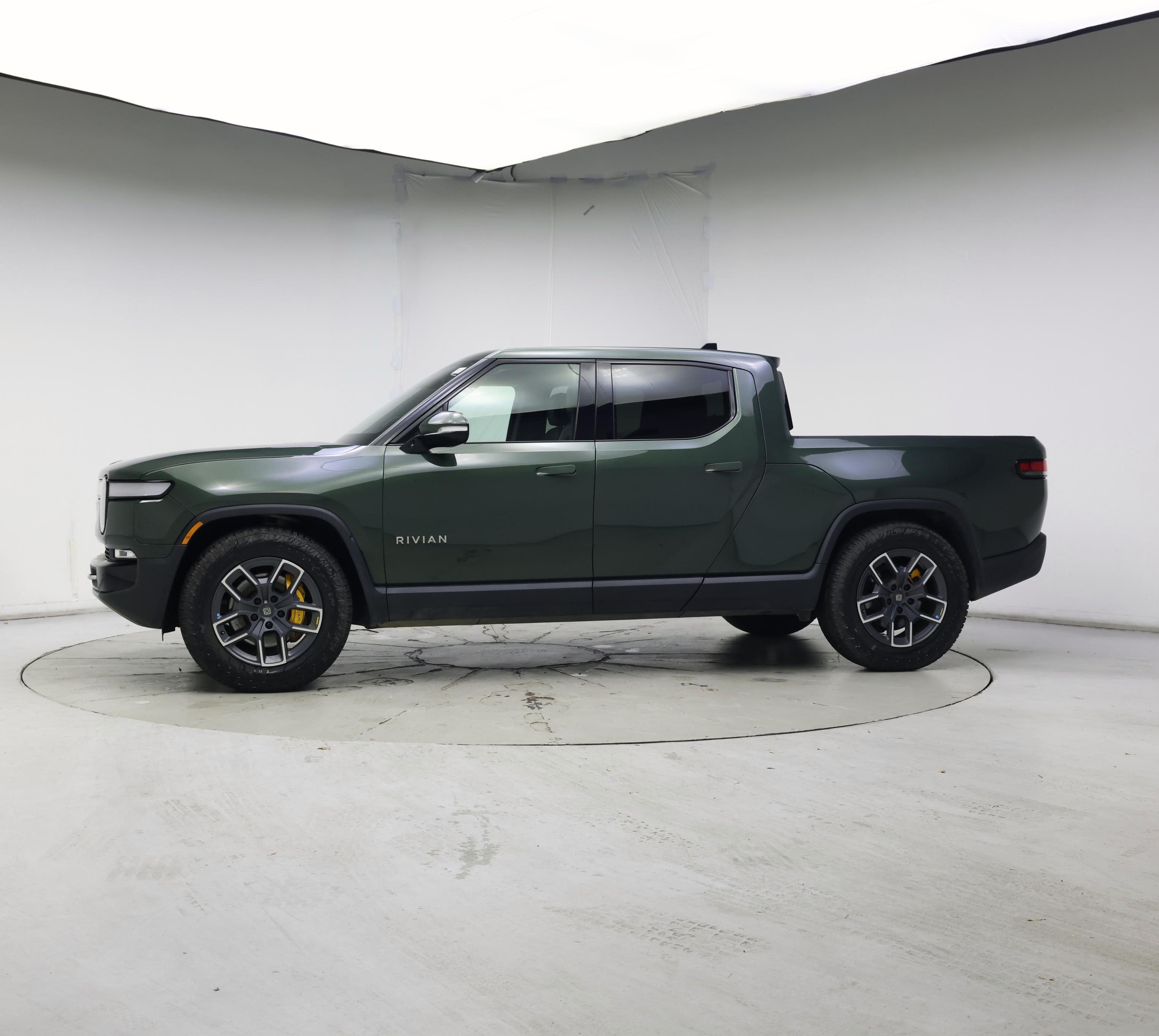 Thumbnail: 2022 Rivian R1T - 3