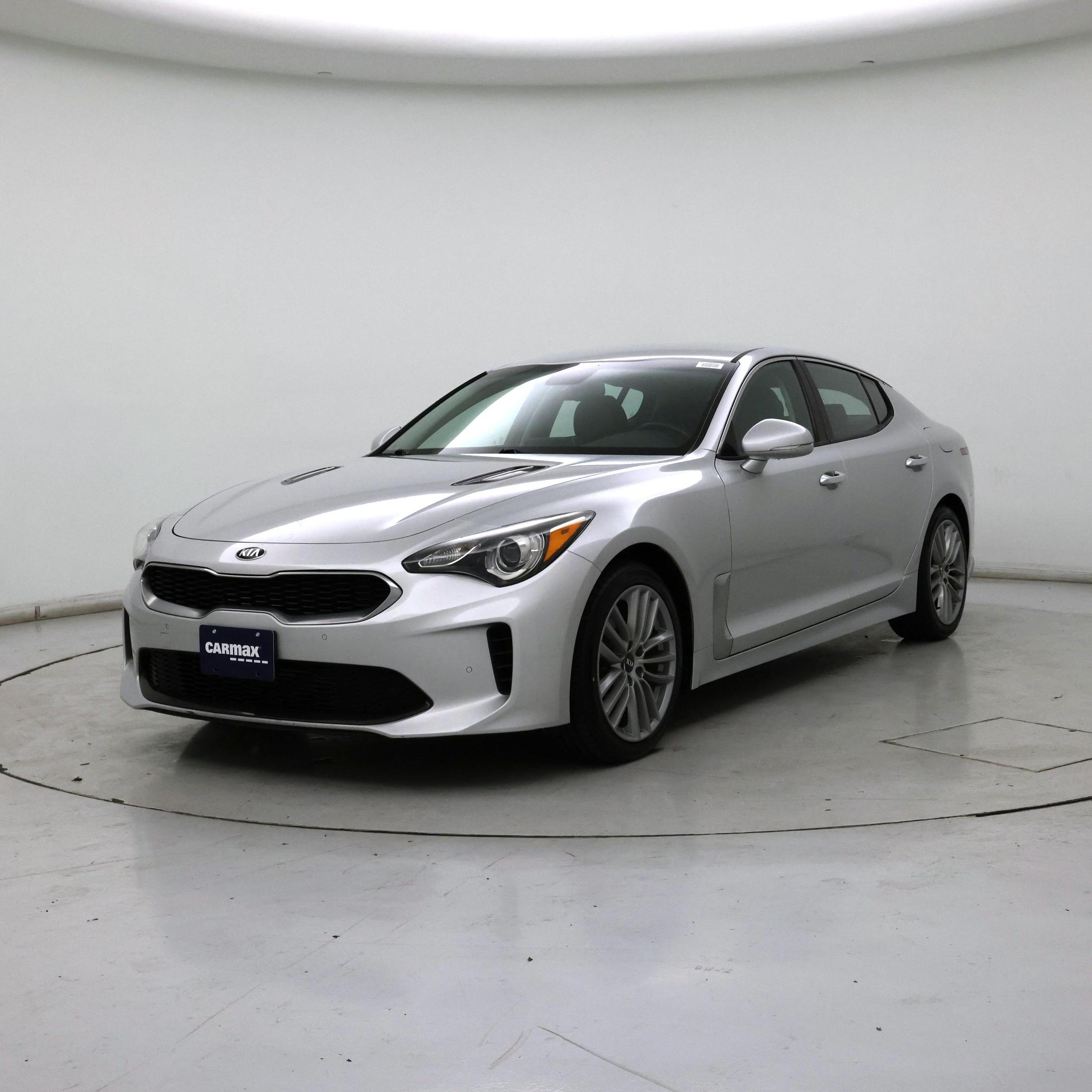 Thumbnail: 2018 Kia Stinger - 4