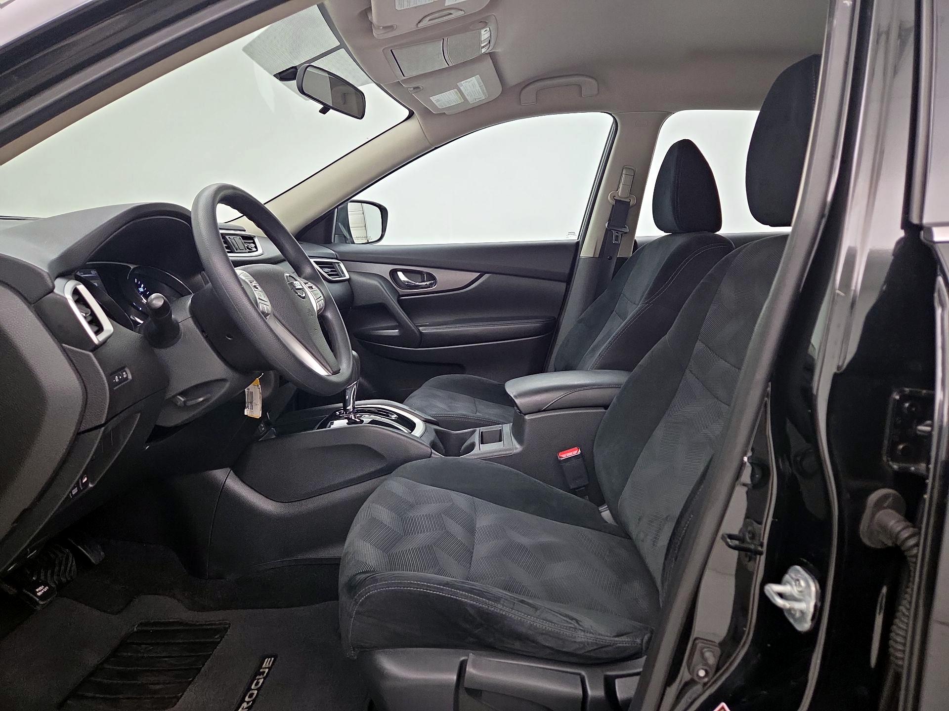 Thumbnail: 2016 Nissan Rogue - 11