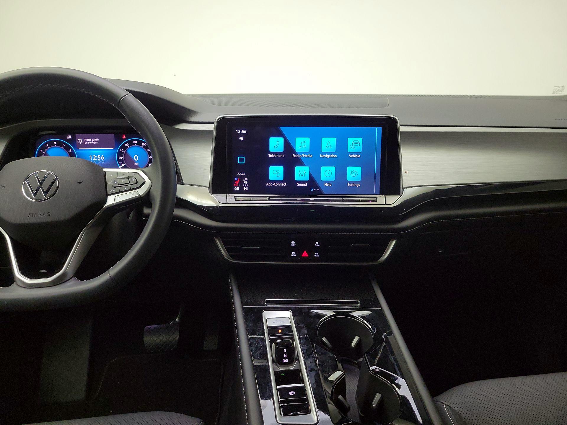 Thumbnail: 2024 Volkswagen Atlas - 9