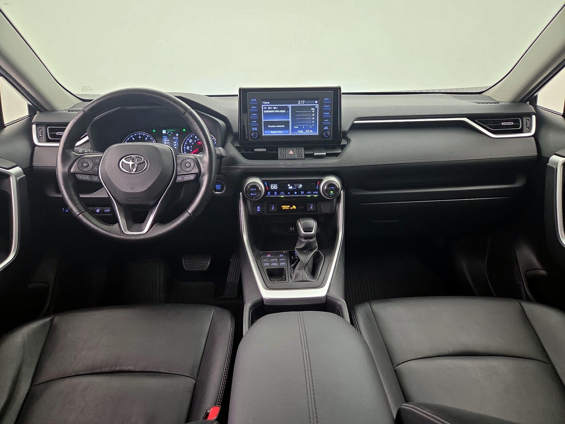 Thumbnail: 2019 Toyota RAV4 - 9