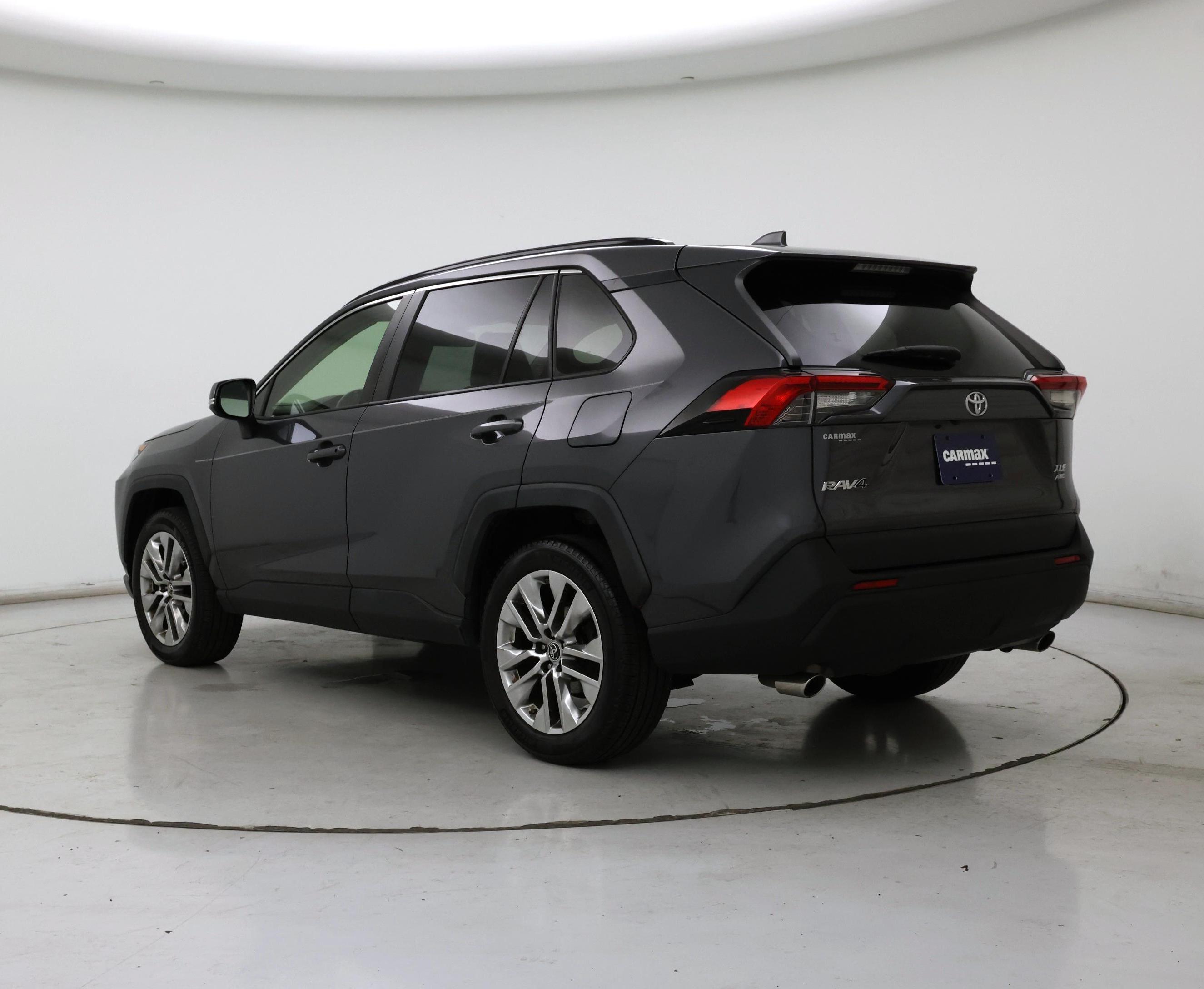 Thumbnail: 2019 Toyota RAV4 - 2