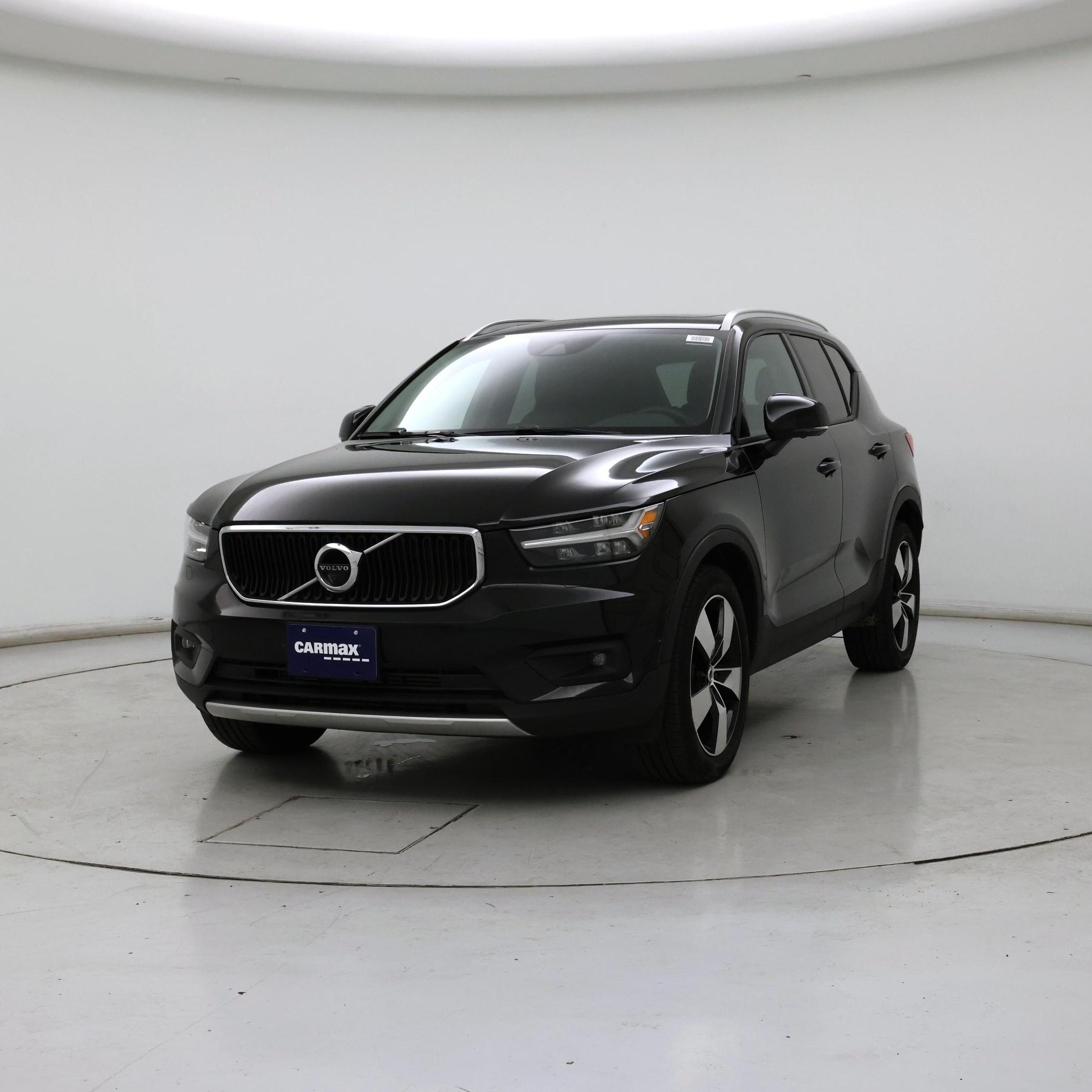 Thumbnail: 2019 Volvo XC40 - 4