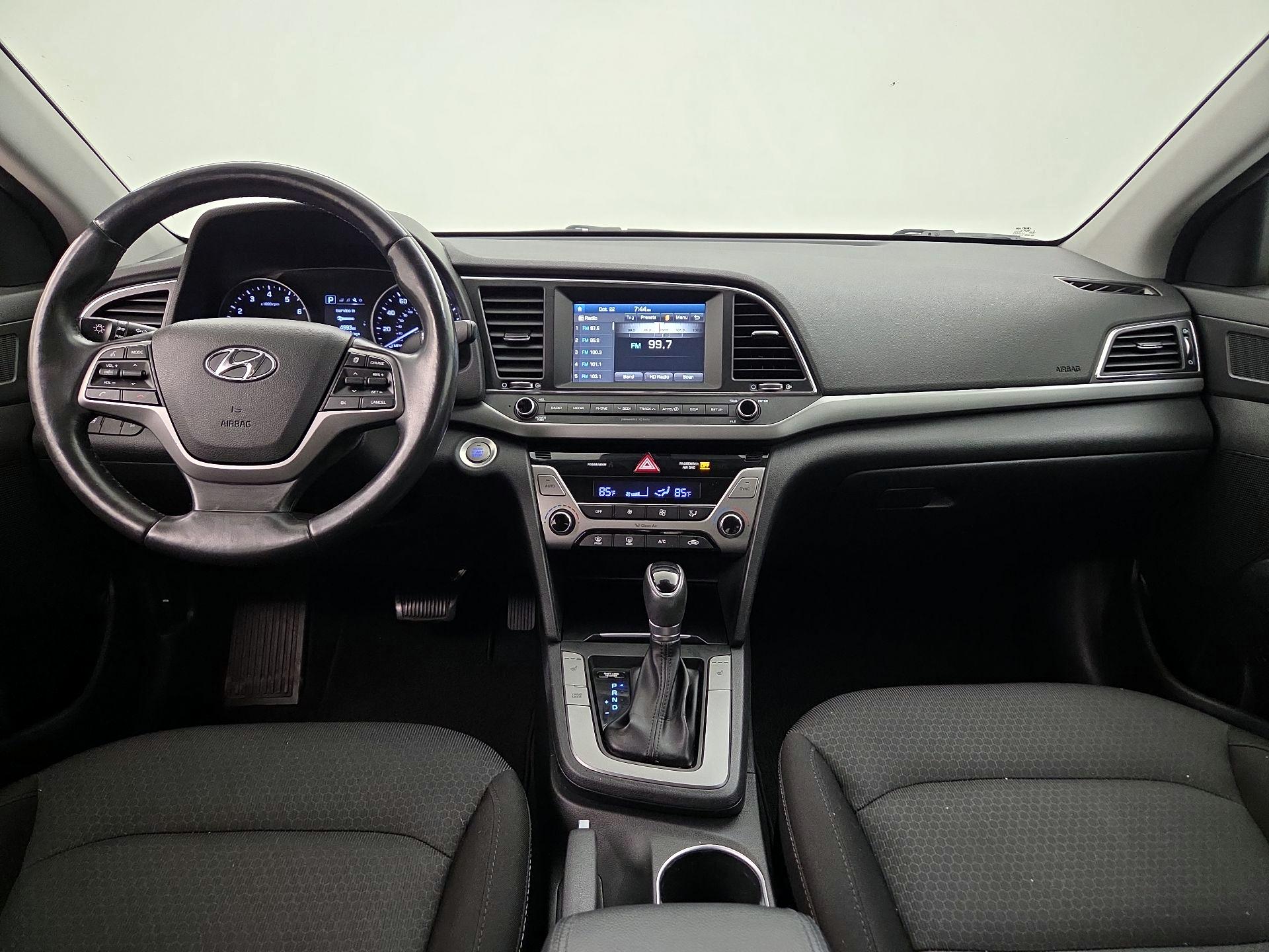Thumbnail: 2017 Hyundai Elantra - 9