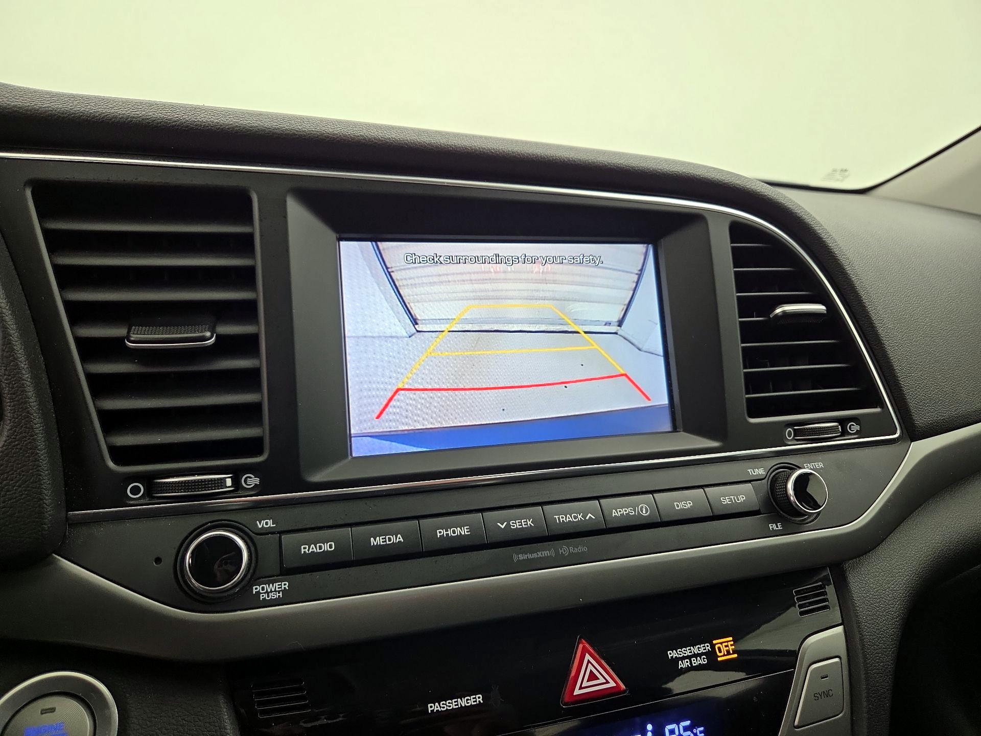 Thumbnail: 2017 Hyundai Elantra - 14