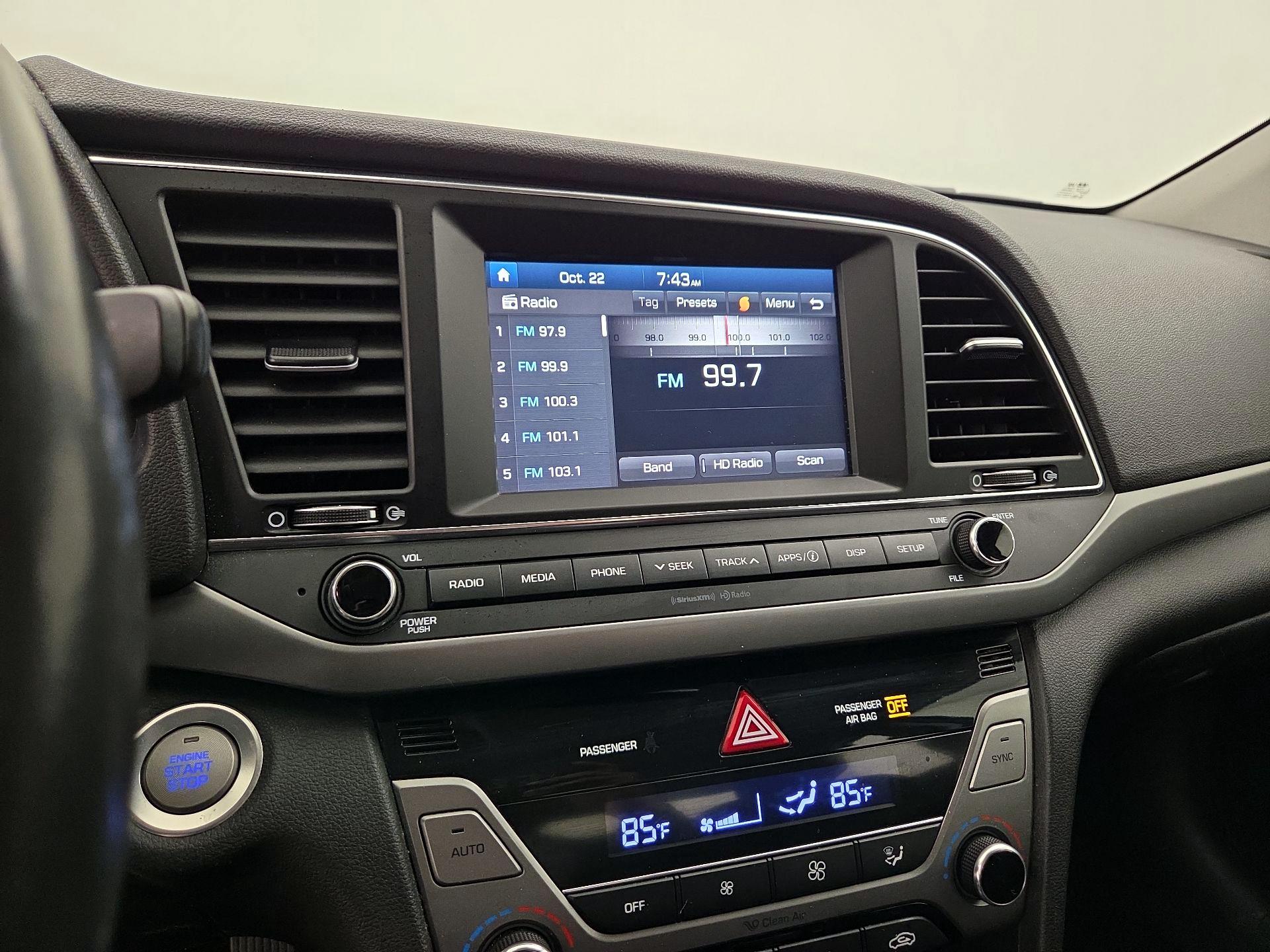 Thumbnail: 2017 Hyundai Elantra - 15