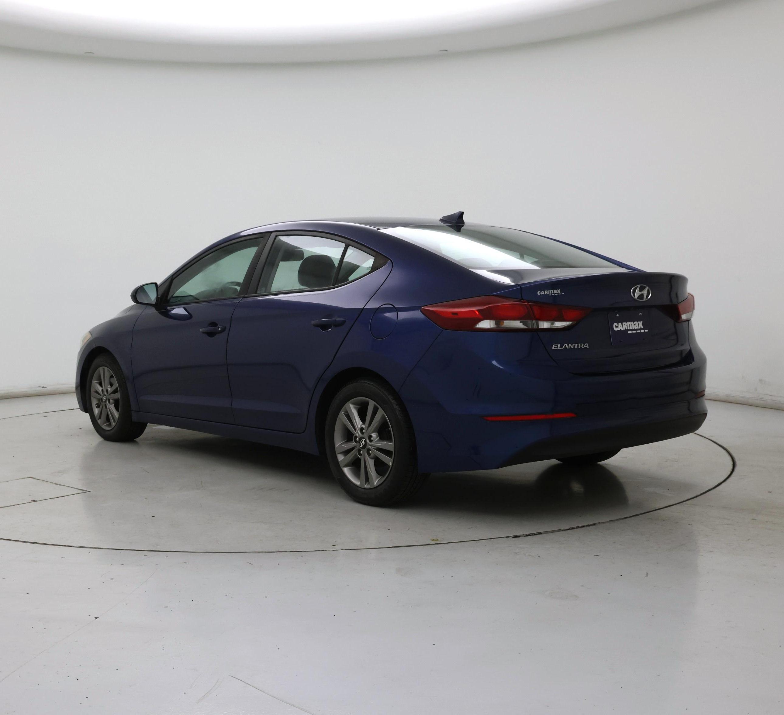 Thumbnail: 2017 Hyundai Elantra - 2