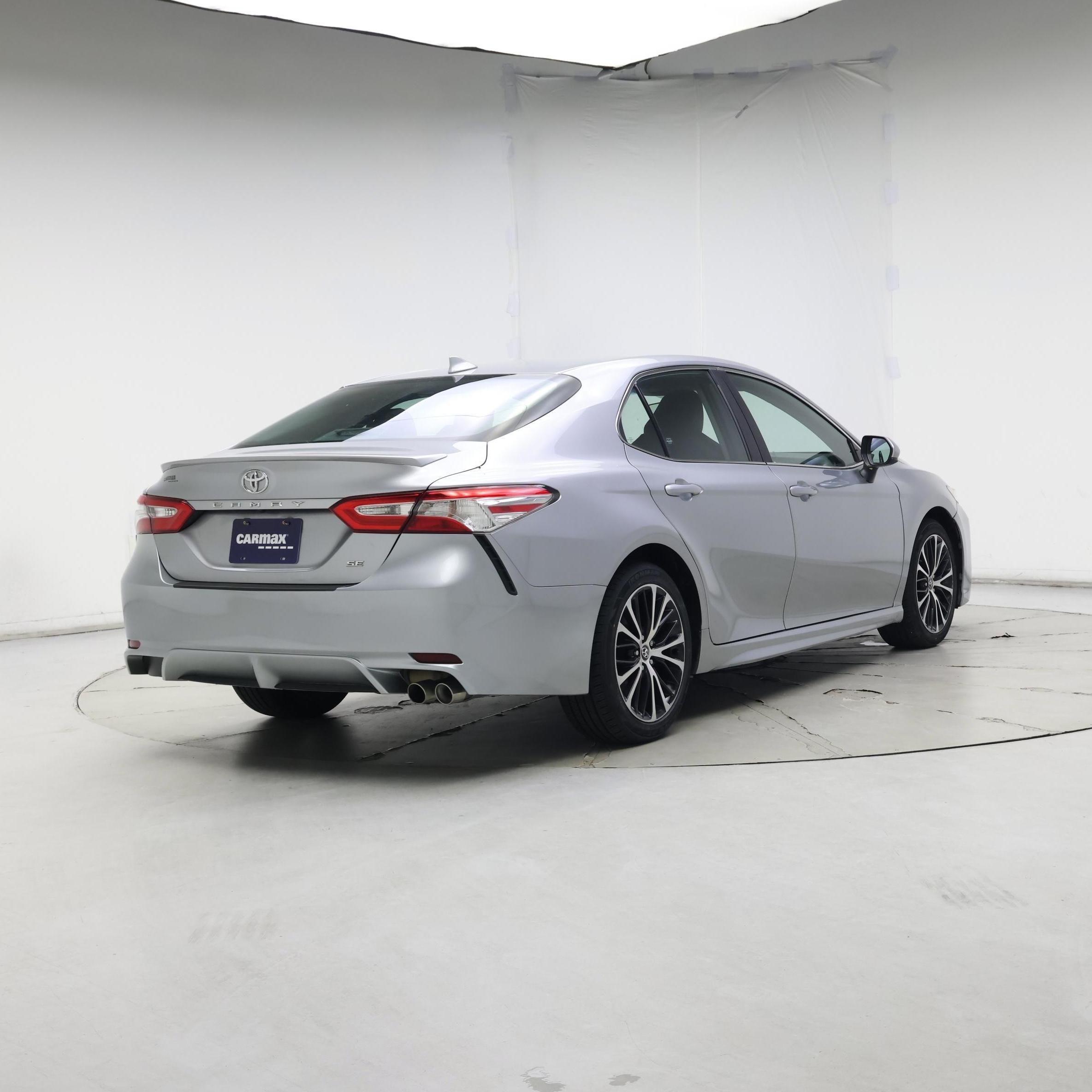 Thumbnail: 2020 Toyota Camry - 8