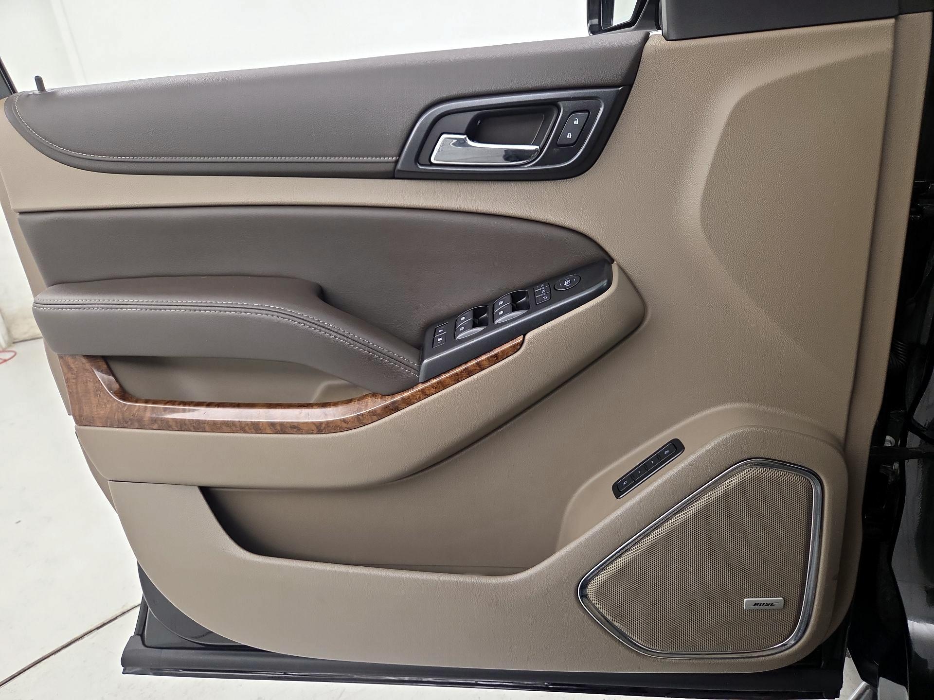 Thumbnail: 2020 Chevrolet Tahoe - 12
