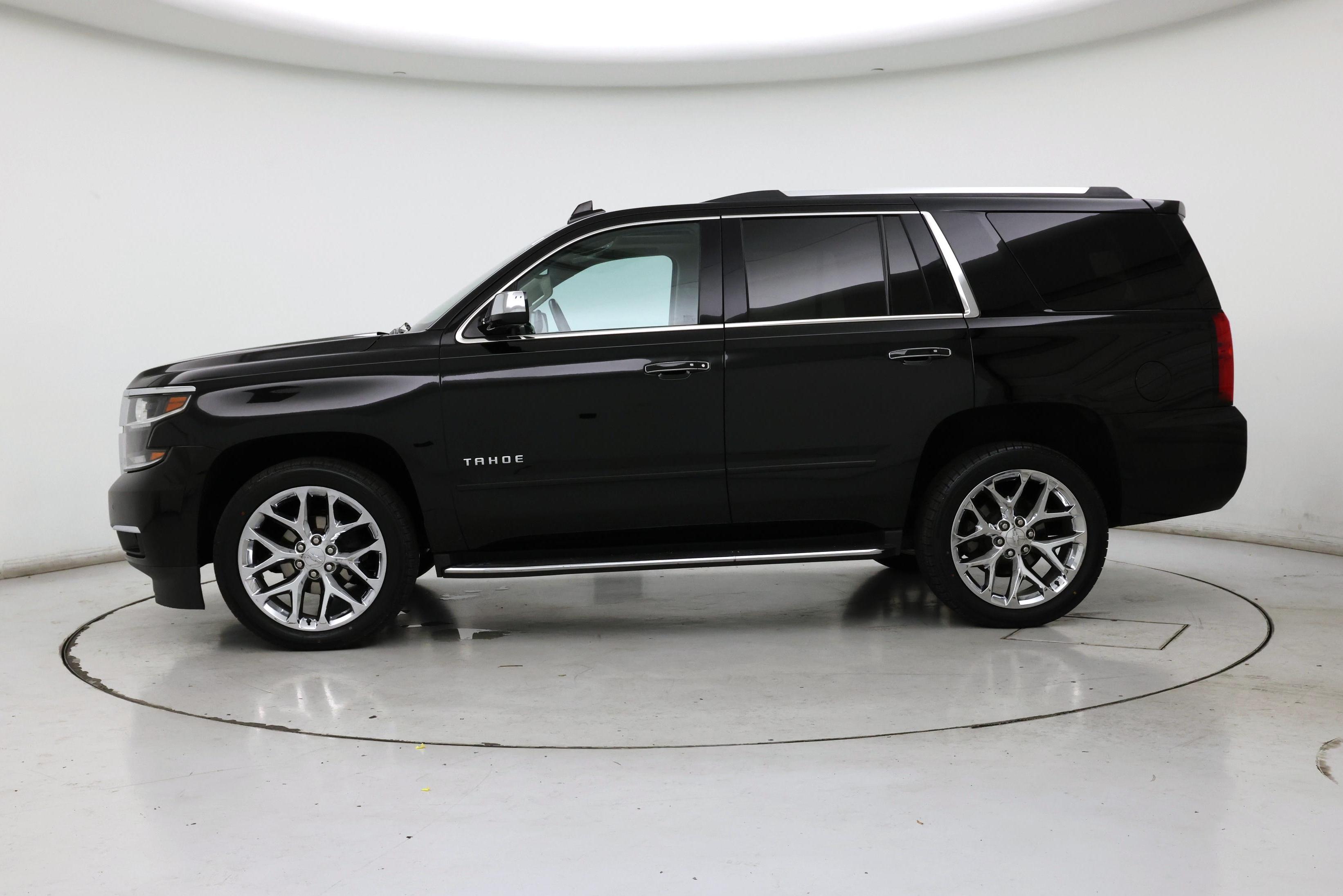 Thumbnail: 2020 Chevrolet Tahoe - 3