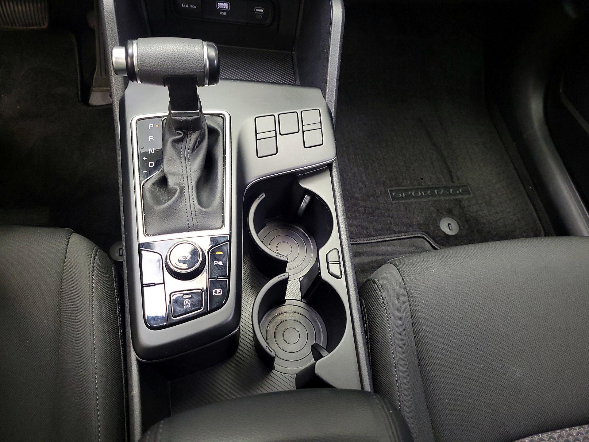 Thumbnail: 2023 Kia Sportage - 17