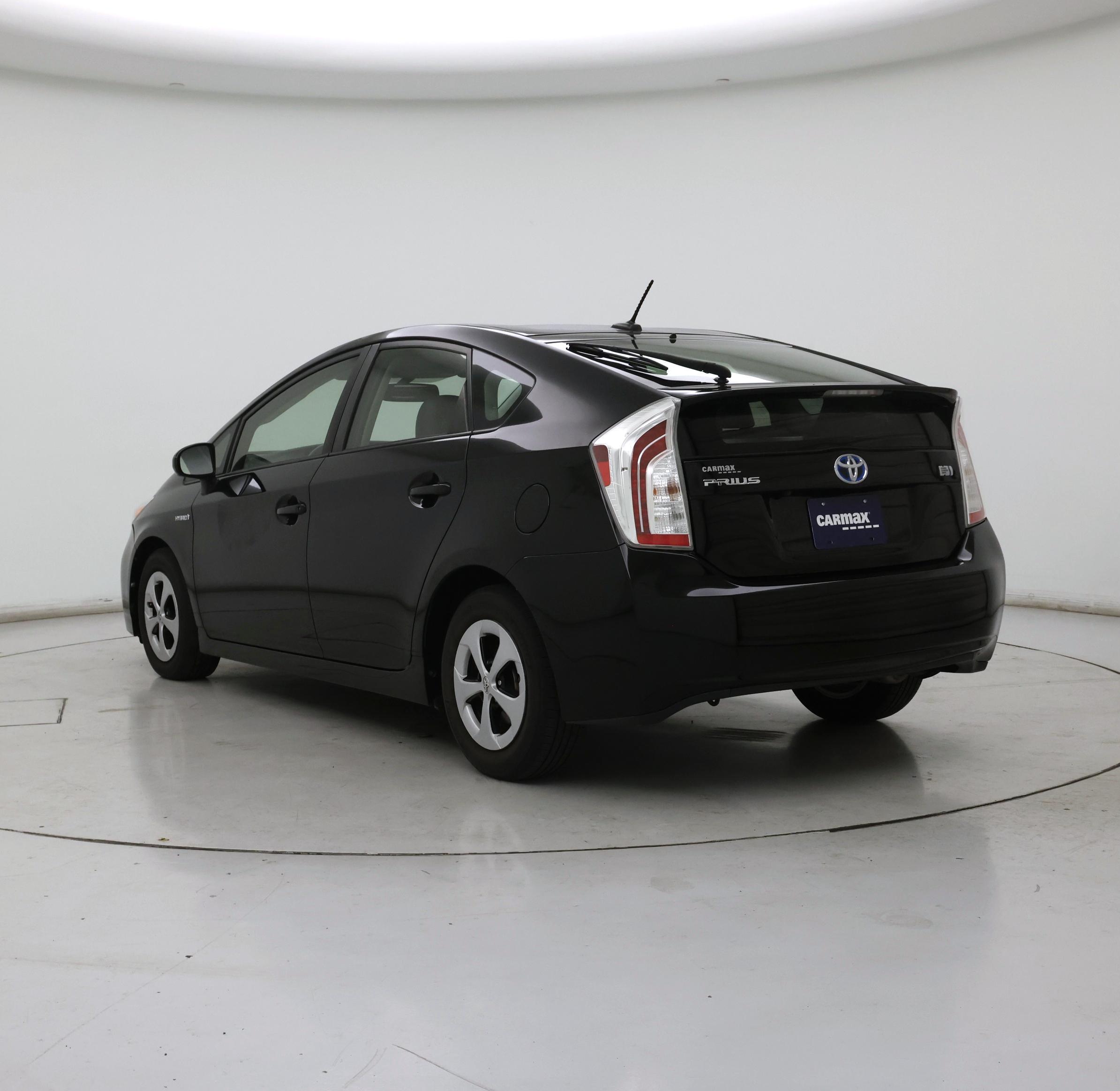 Thumbnail: 2015 Toyota Prius - 2