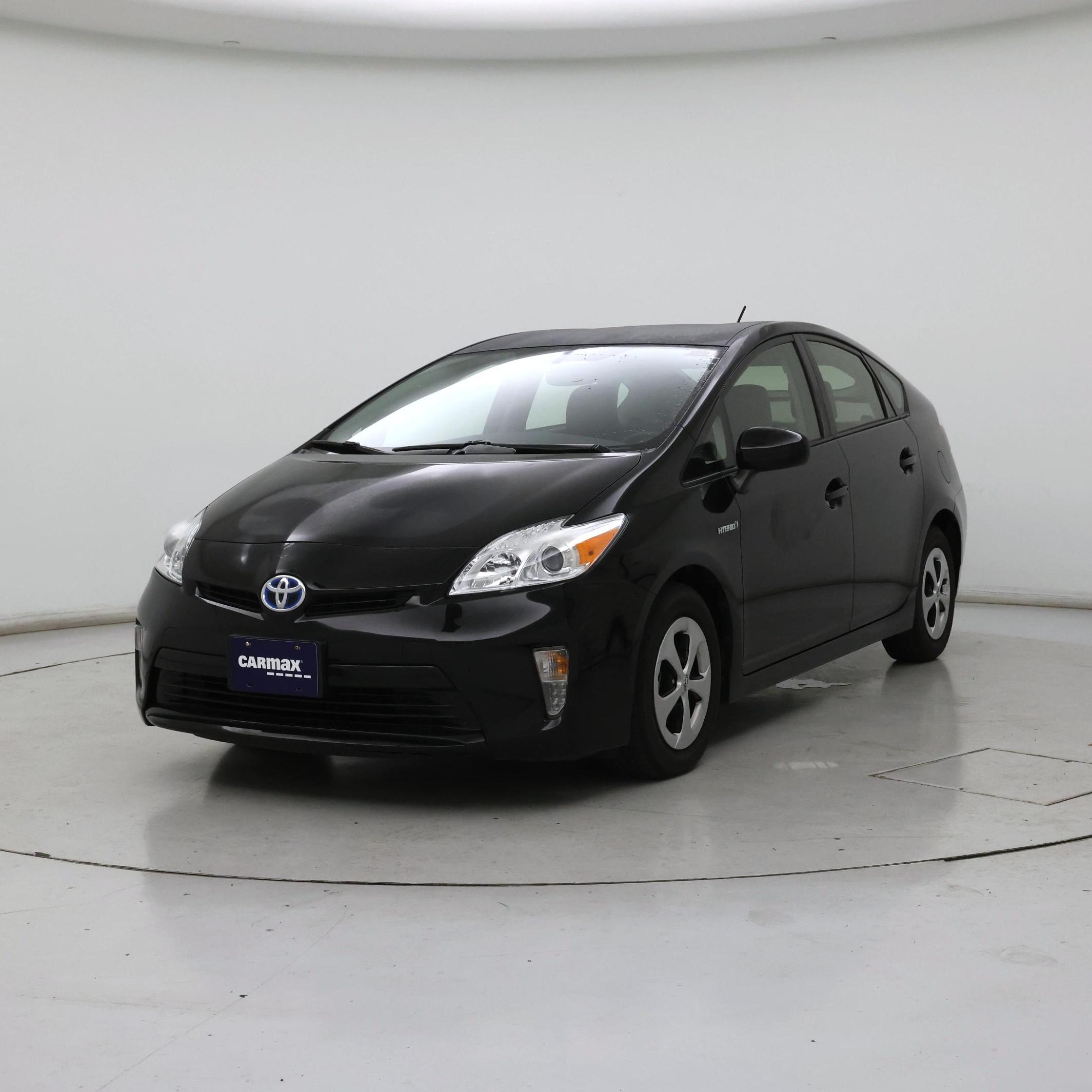 Thumbnail: 2015 Toyota Prius - 4