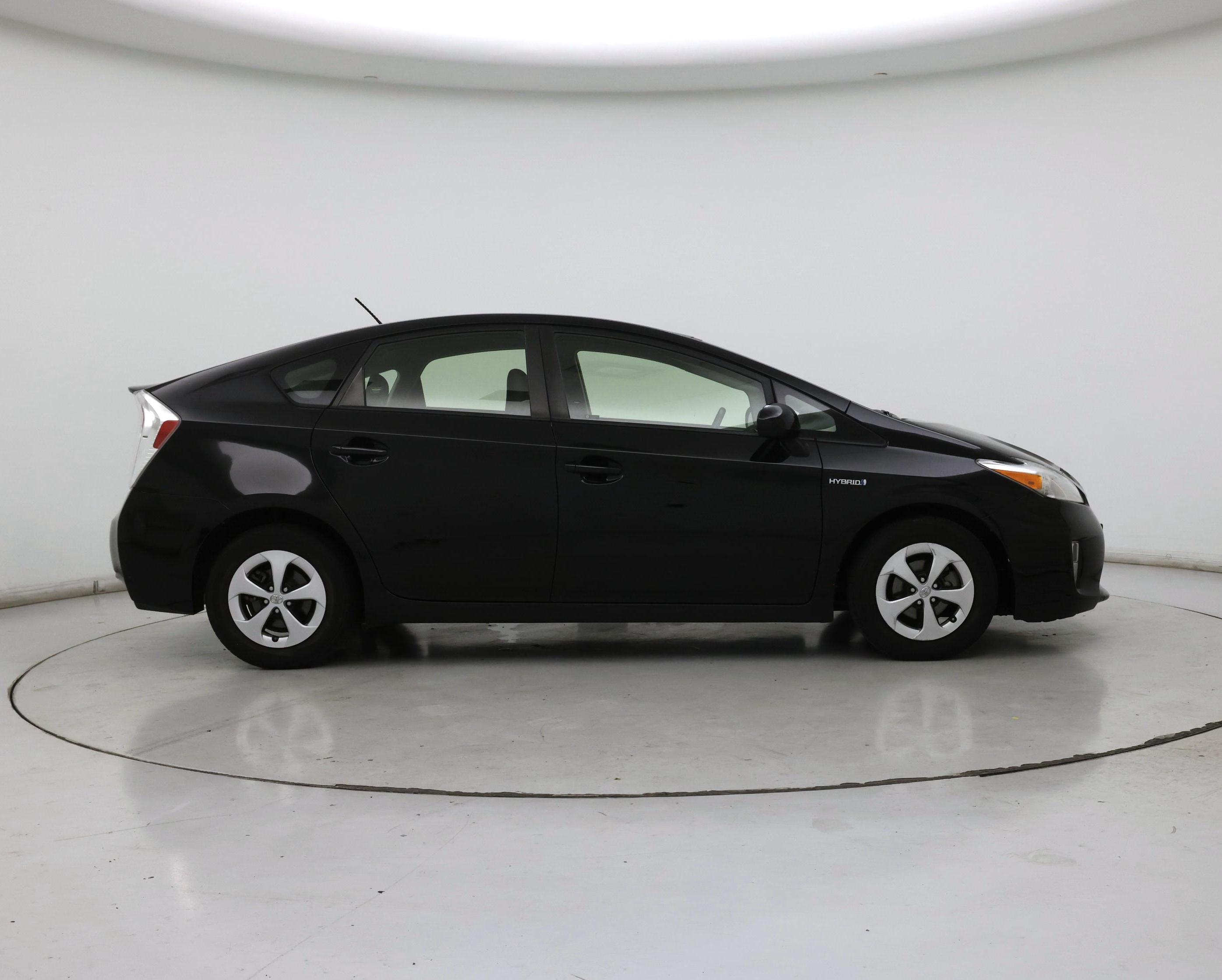 Thumbnail: 2015 Toyota Prius - 7