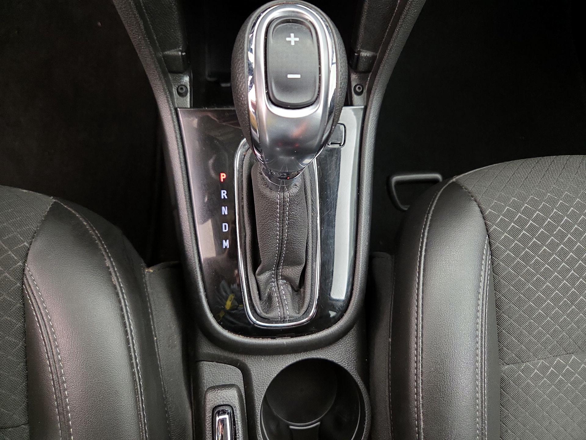 Thumbnail: 2018 Buick Encore - 17